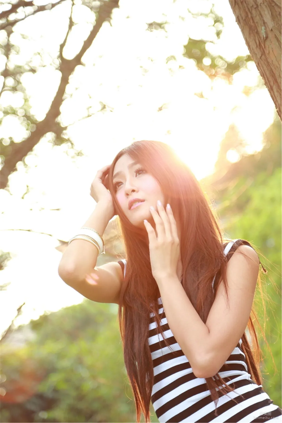 Taiwan Beauty Winnie Xiaoxue, Fashion Outdoor Shoot Photo Set photo 20