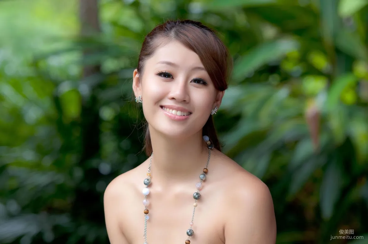 Taiwan Beauty Lin Zhenyi YUNA, Sunny Street Snap Photo Collection photo 3