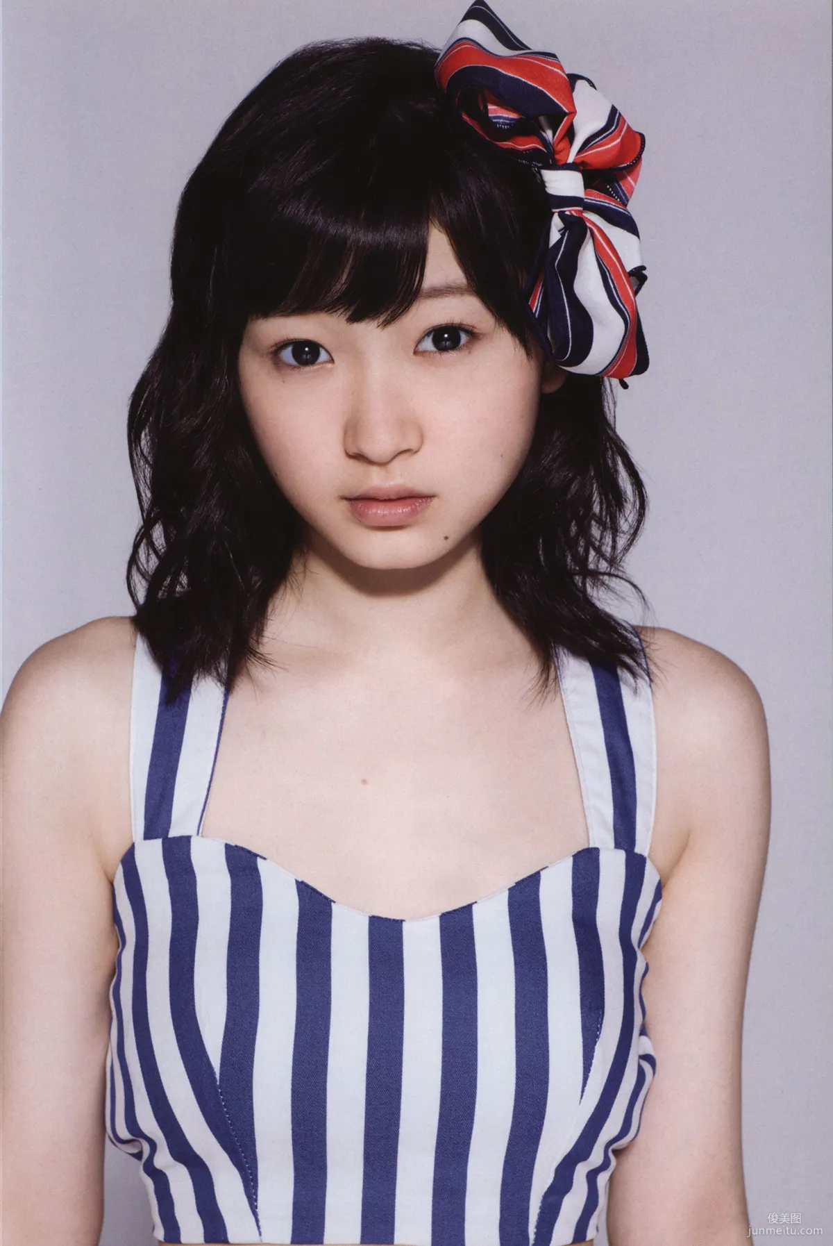 日本美少女組合Juice=Juice《OFFICIAL PHOTO BOOK》寫真集 26