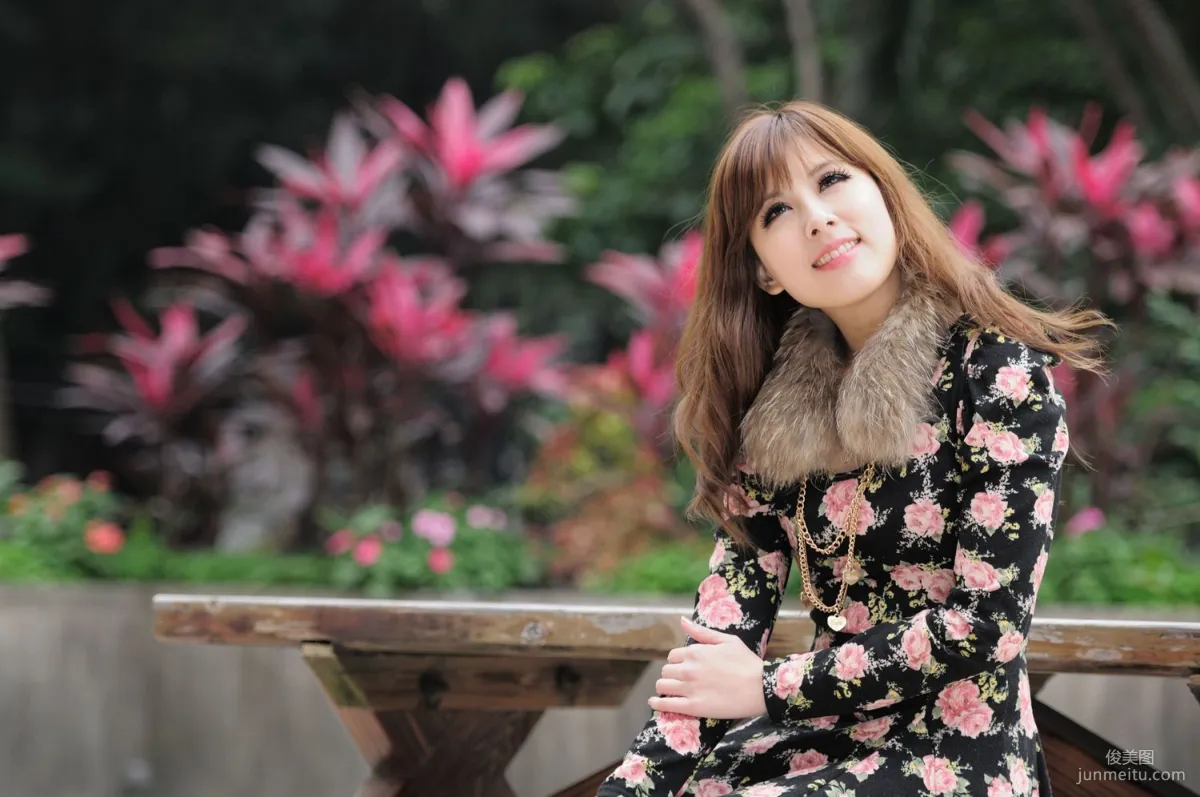 Taiwan Beauty Model Xiao Mi Kate su Fresh Street Snap Photo Set Pictures photo 5