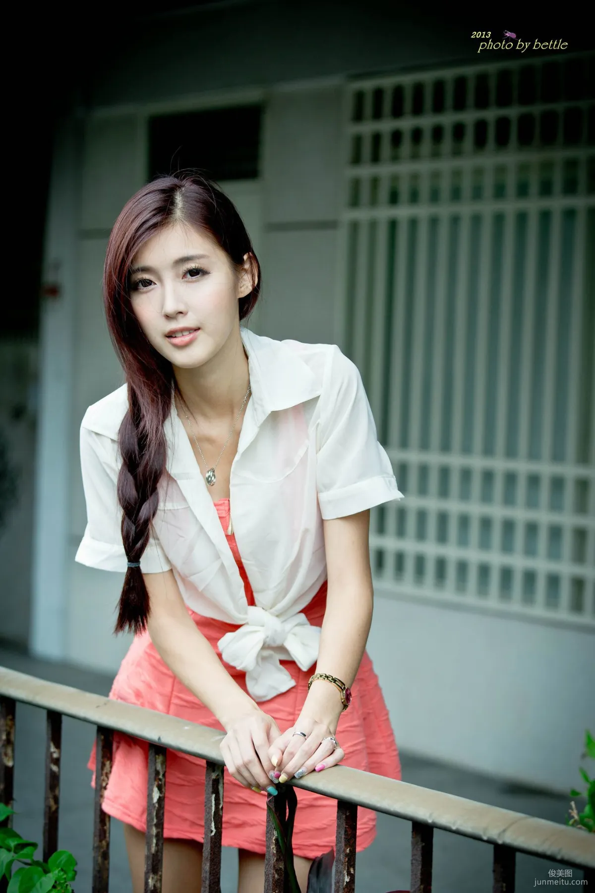 Liao Tingling/Kila Jingjing, Street Snap Pink Dress Series Photo Set photo 83