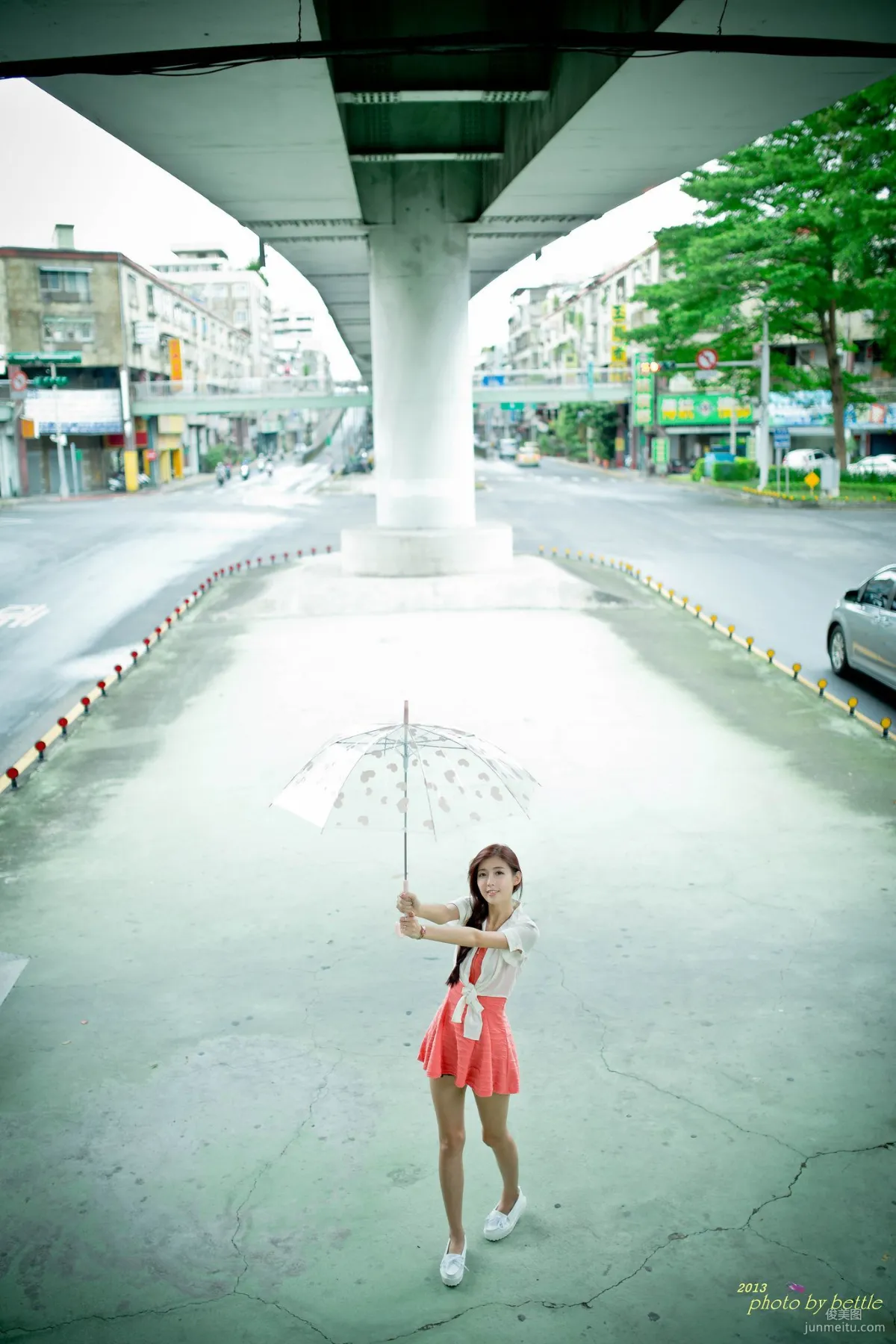 Liao Tingling/Kila Jingjing, Street Snap Pink Dress Series Photo Set photo 48