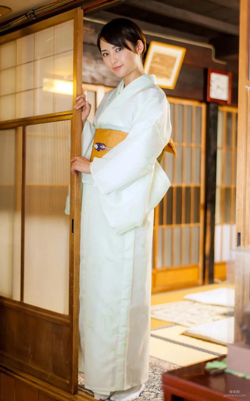 Saki Suzuki, Saki and Satogaeri, Photo Set photo 9