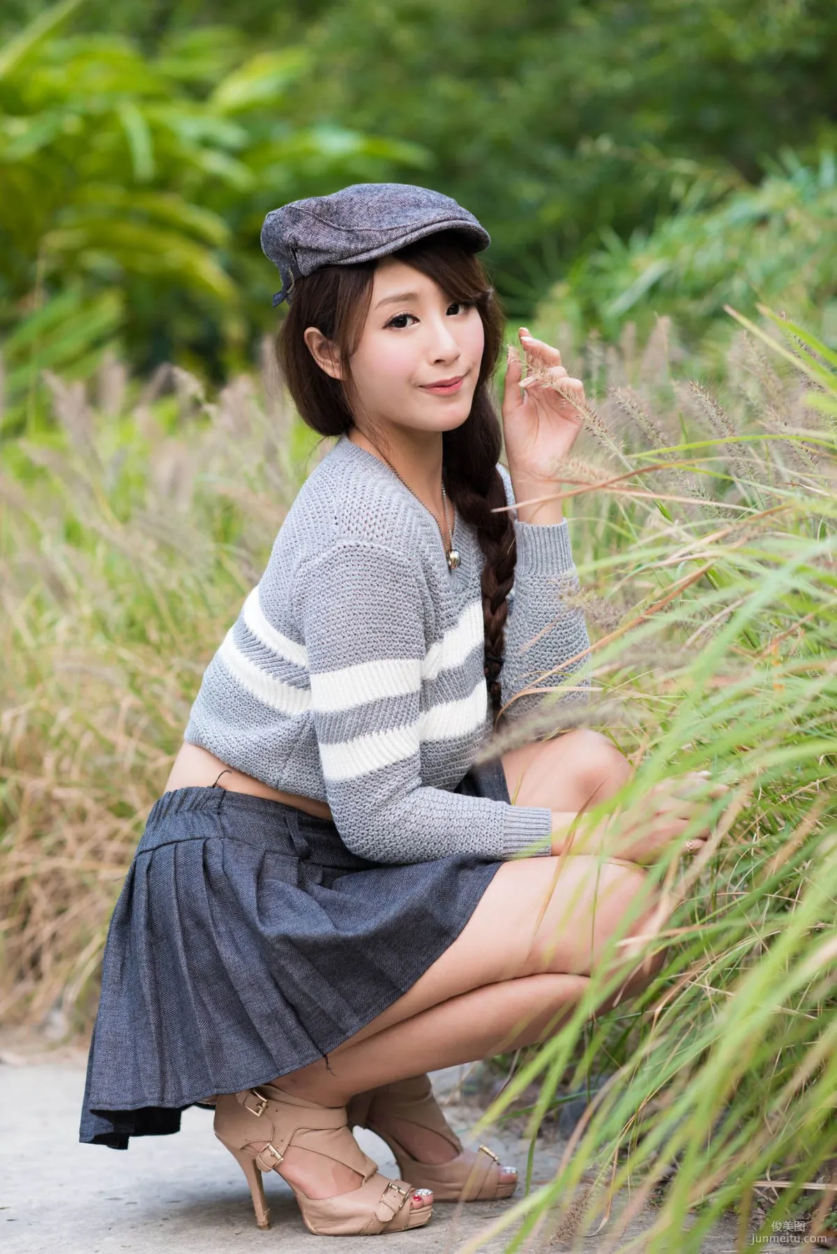 Taiwan Goddess Xia Qing / Leg Model MISO, Autumn Wind Photo Set photo 6