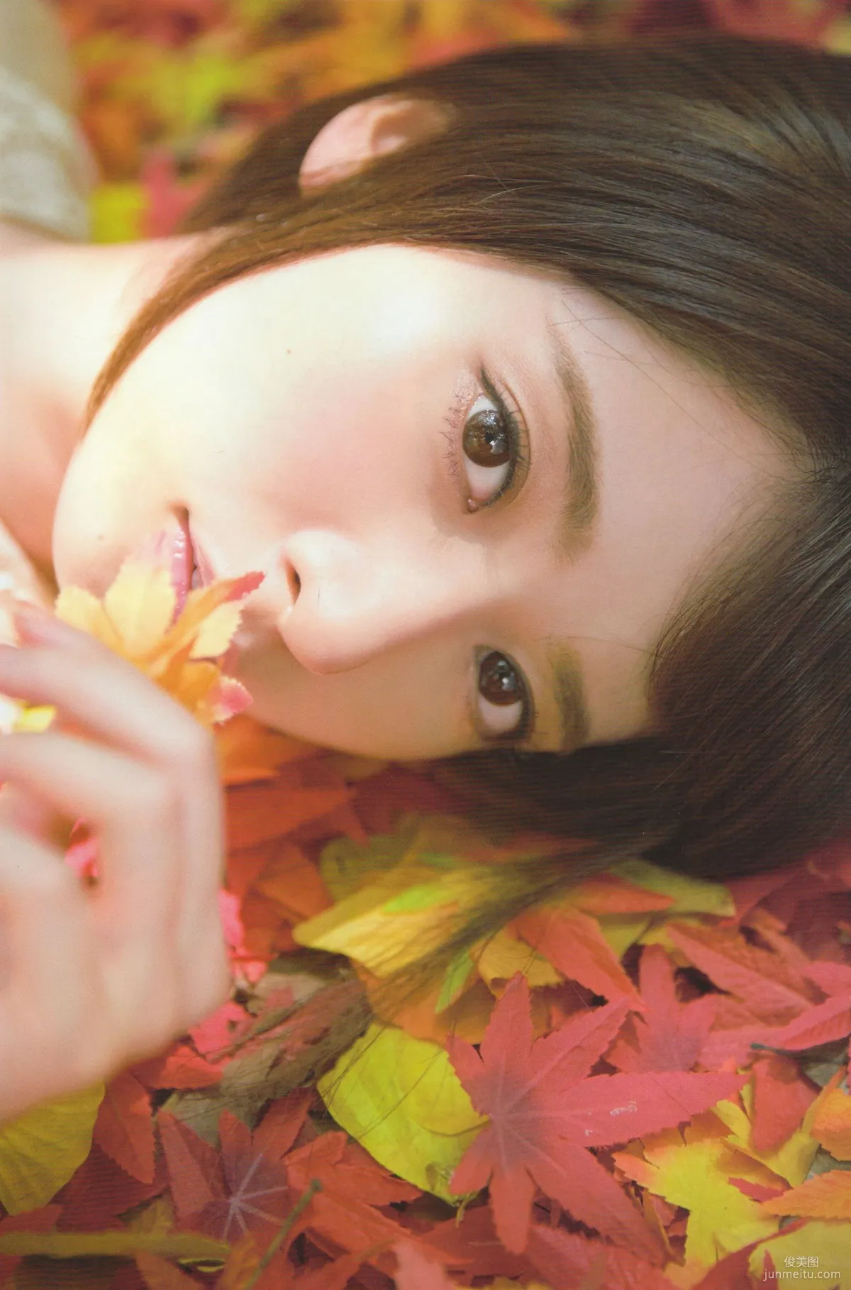《季刊 乃木坂46 vol.3 涼秋》全本 寫真書 11
