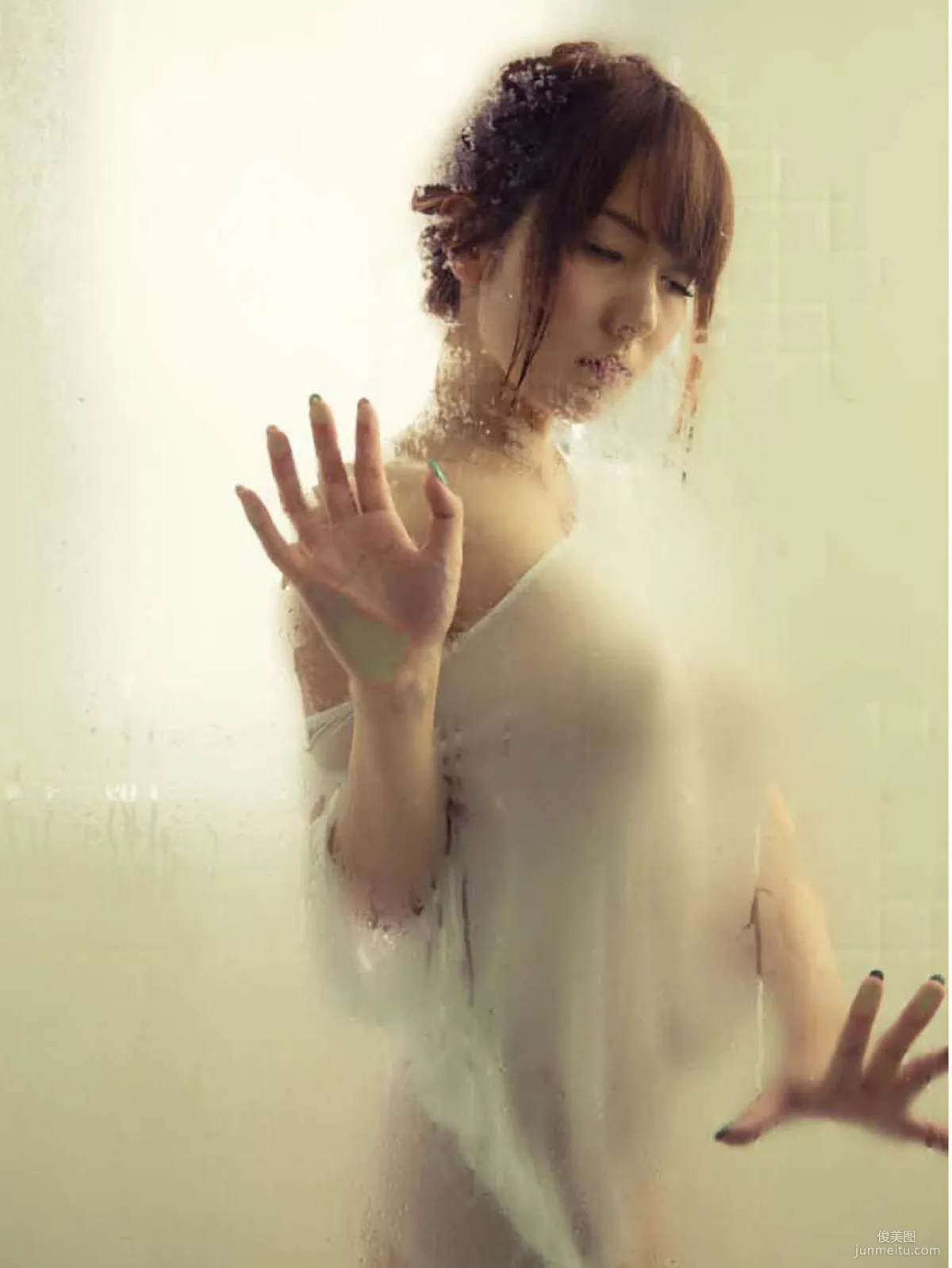 Yui Hatano Love Angel Chapter Photo Book photo 24