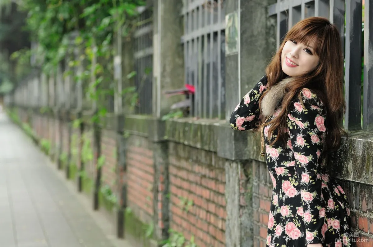 Taiwan Beauty Model Xiao Mi Kate su Fresh Street Snap Photo Set Pictures photo 2