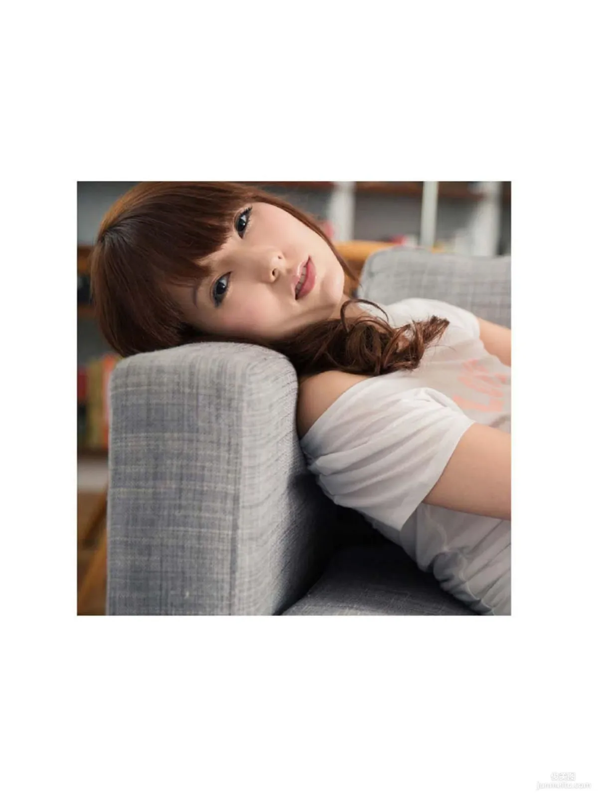Yui Hatano "Love LOVE Devil Chapter" Photo Book photo 59