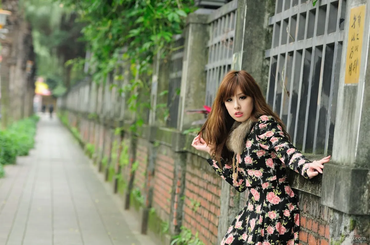 Taiwan Beauty Model Xiao Mi Kate su Fresh Street Snap Photo Set Pictures photo 1