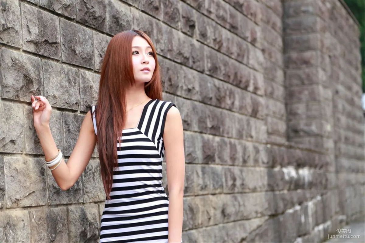 Taiwan Beauty Winnie Xiaoxue, Fashion Outdoor Shoot Photo Set photo 31