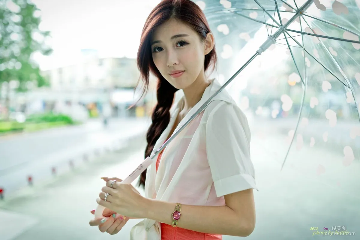 Liao Tingling/Kila Jingjing, Street Snap Pink Dress Series Photo Set photo 53