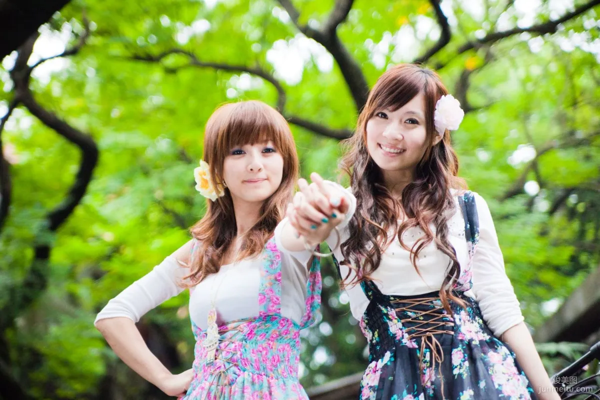 果子Mikako+Minako《台大外拍 II》 寫真集 68