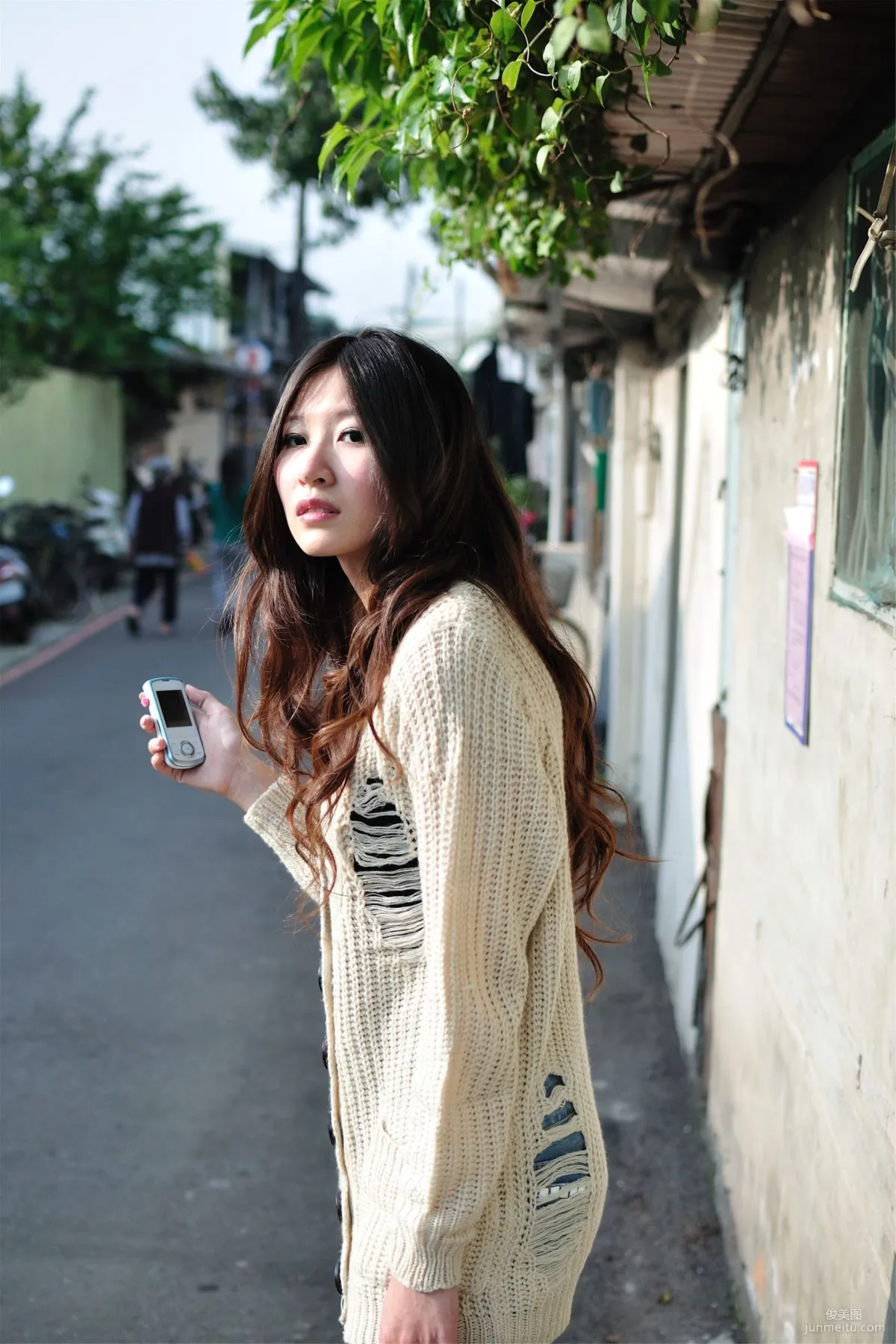 Taiwan Beauty Model Pink, Yongchun Street Outdoor Shoot Photo Set photo 3
