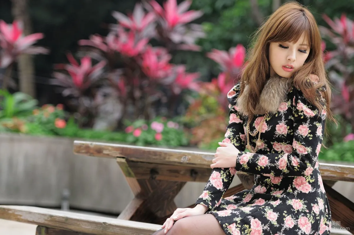 Taiwan Beauty Model Xiao Mi Kate su Fresh Street Snap Photo Set Pictures photo 6