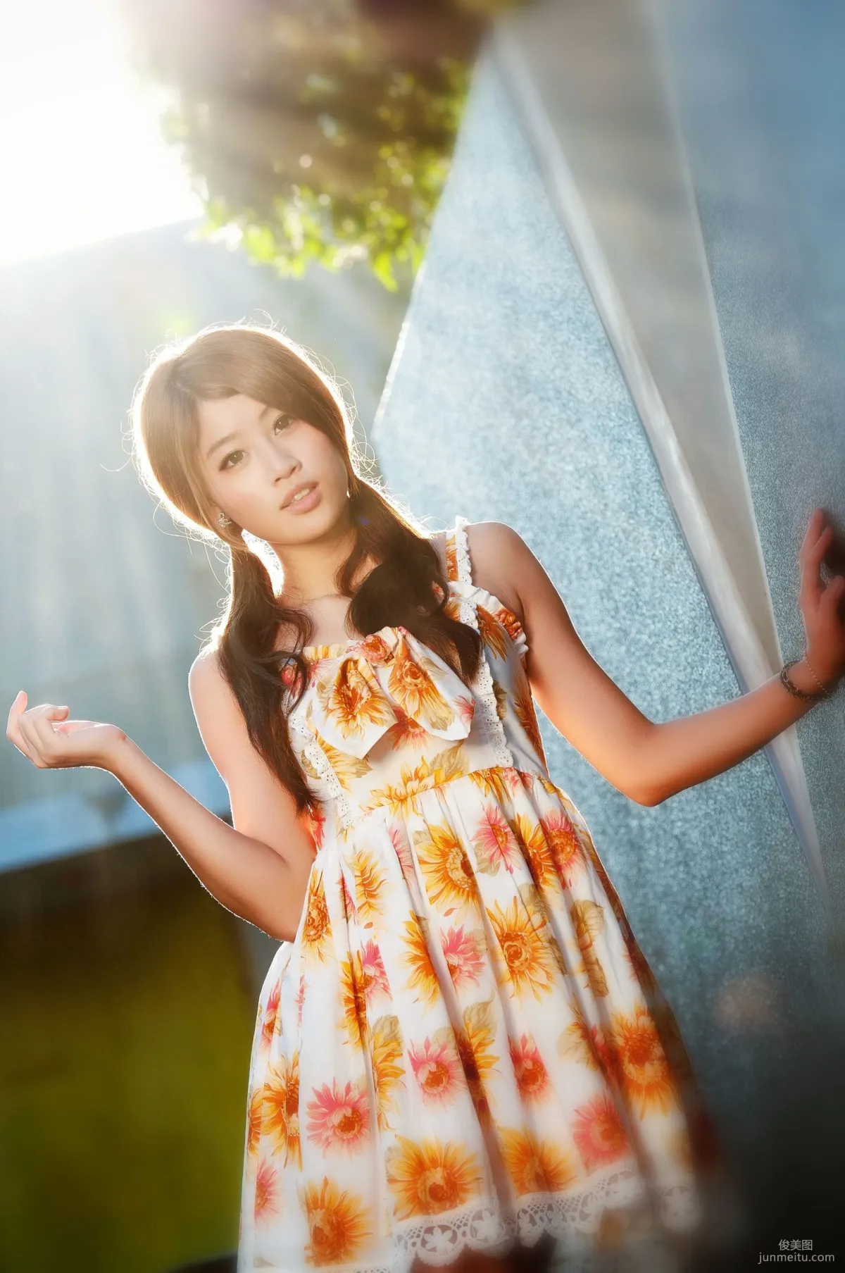 Taiwan Beauty Lin Zhenyi YUNA, Sunny Street Snap Photo Collection photo 1