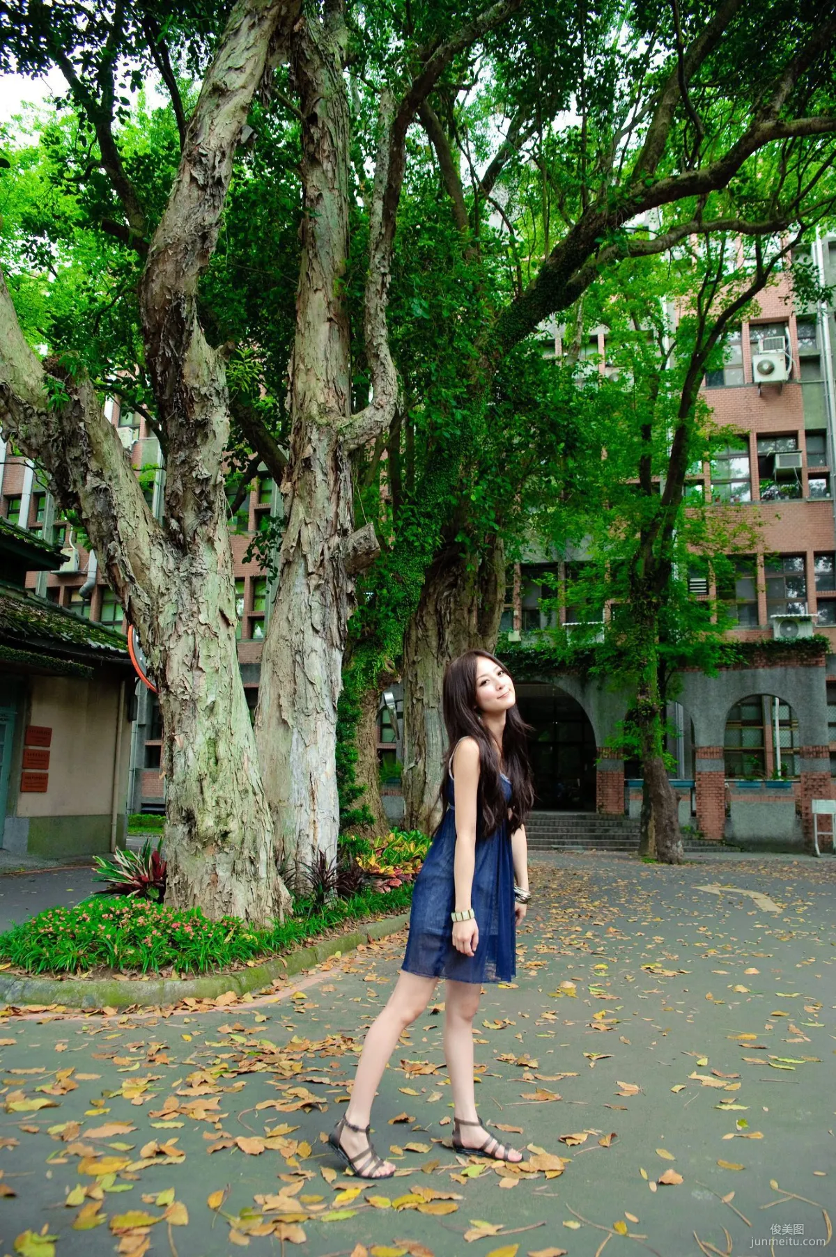 果子MM/張凱潔《台大外拍》 第9部 寫真集 31
