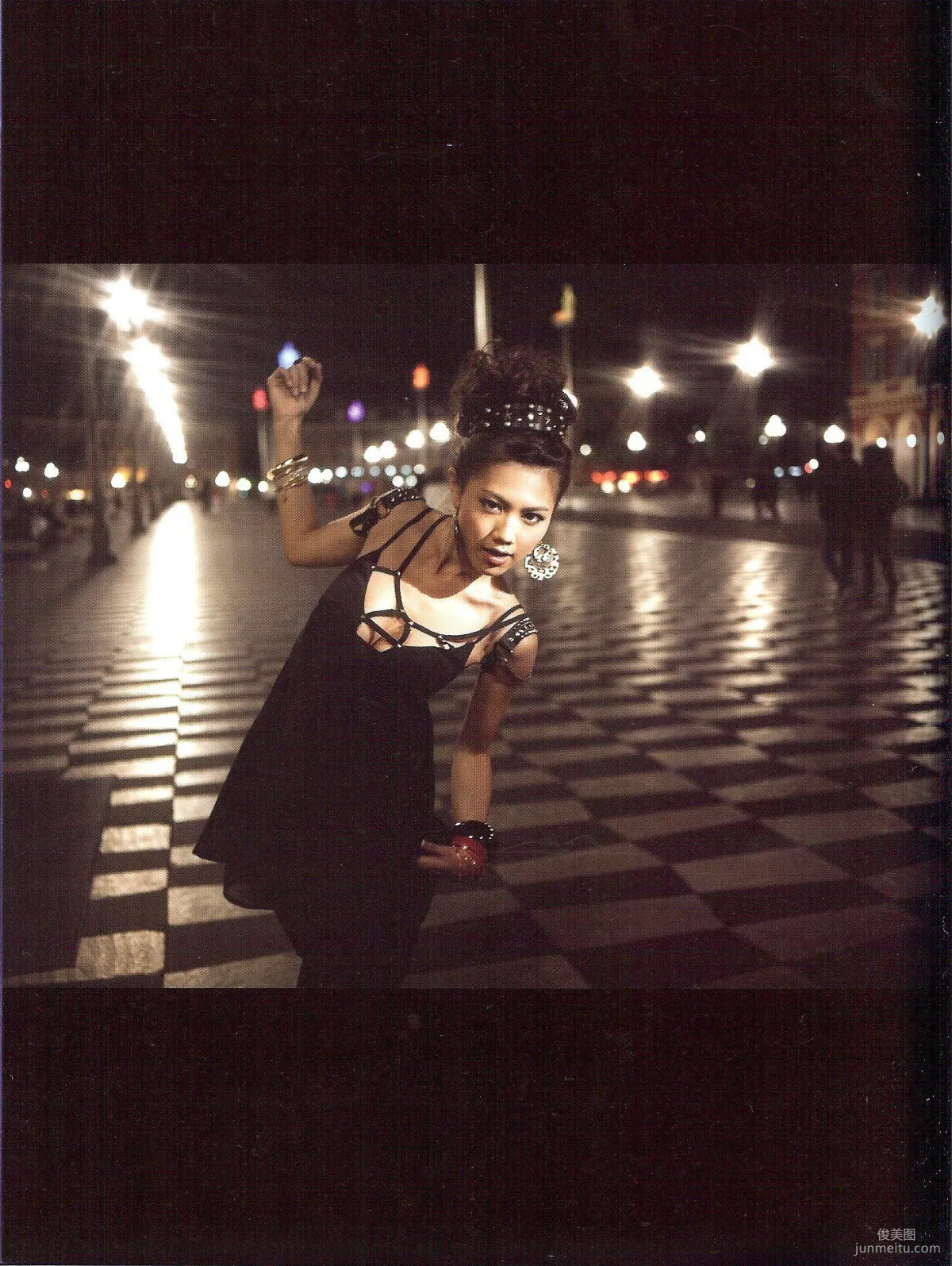 Hasegawa Yumi 長谷川優美《Les Vacances dAmour》 寫真集 102