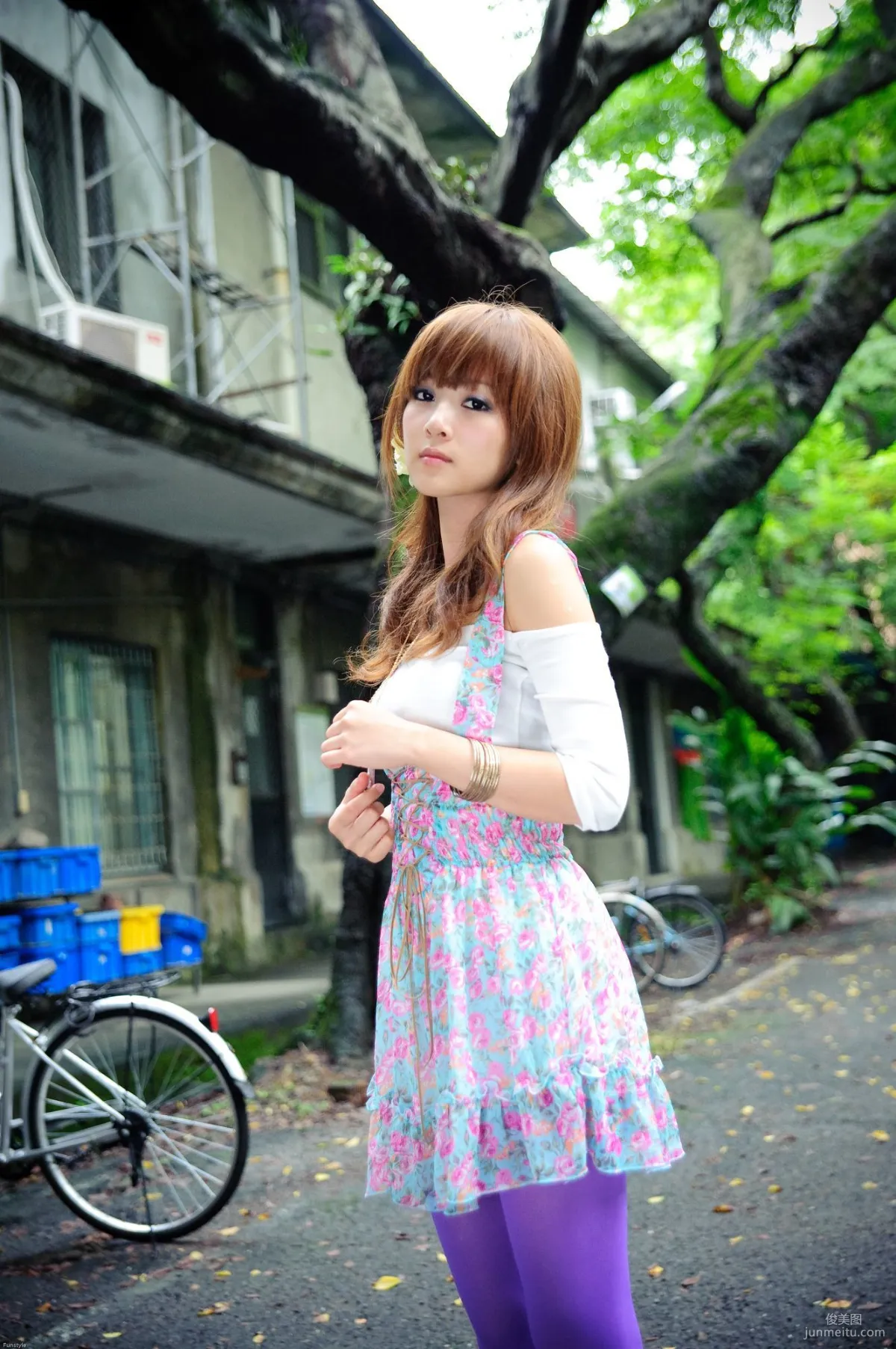 果子Mikako+Minako《台大外拍 II》 寫真集 18