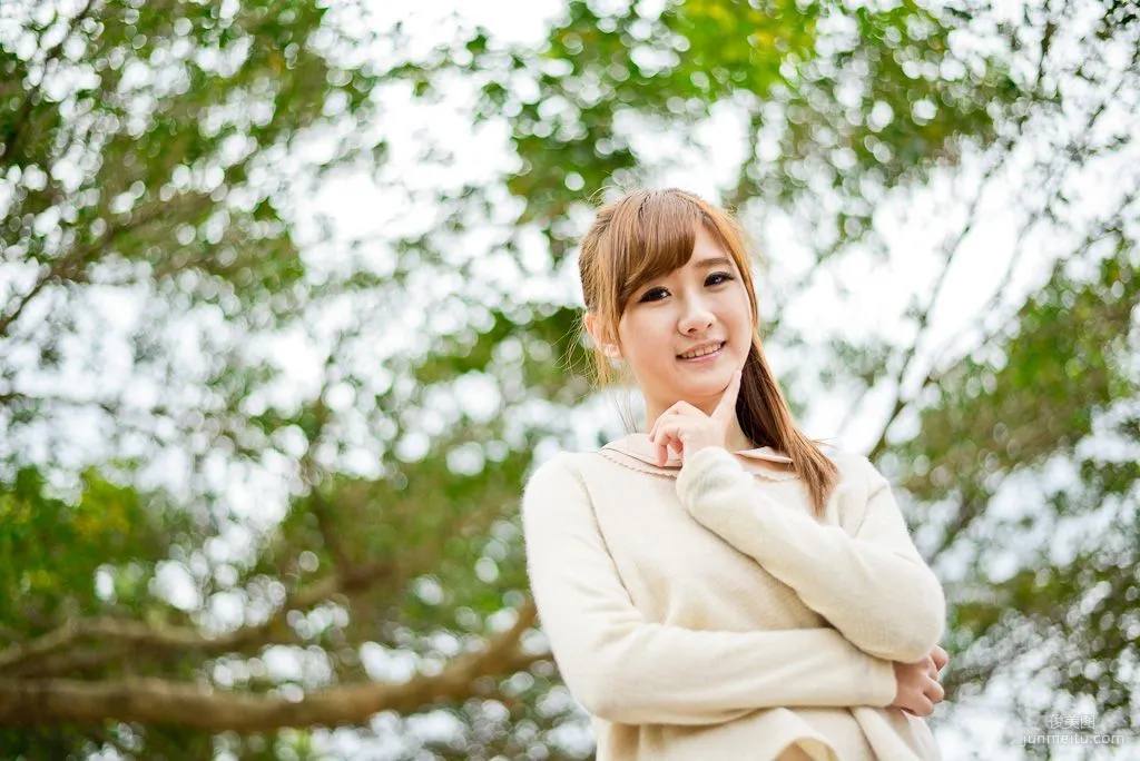 Taiwan Beauty Li Sixian Shilin Official Residence Sweet Outdoor Photo Set photo 3