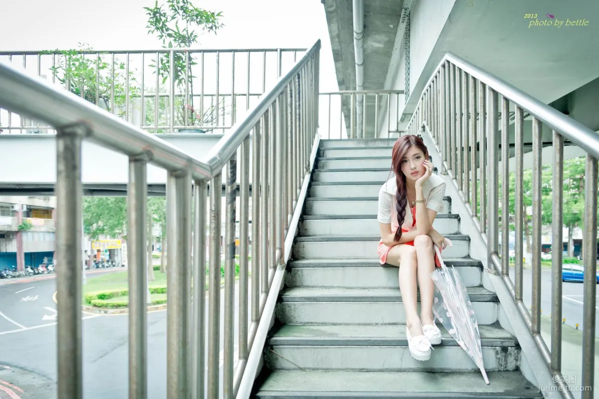 Liao Tingling/Kila Jingjing, Street Snap Pink Dress Series Photo Set photo 65