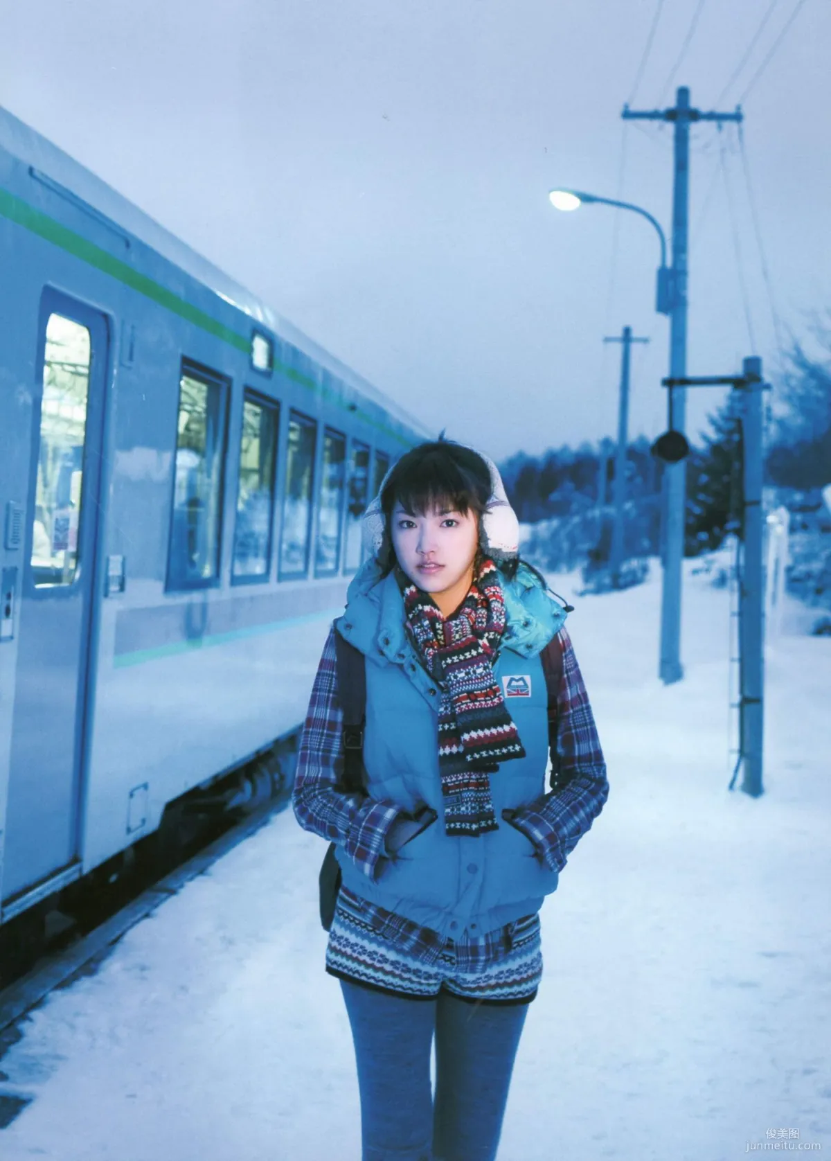 Seika Taketomi "A message from OWL" Photo Set photo 65