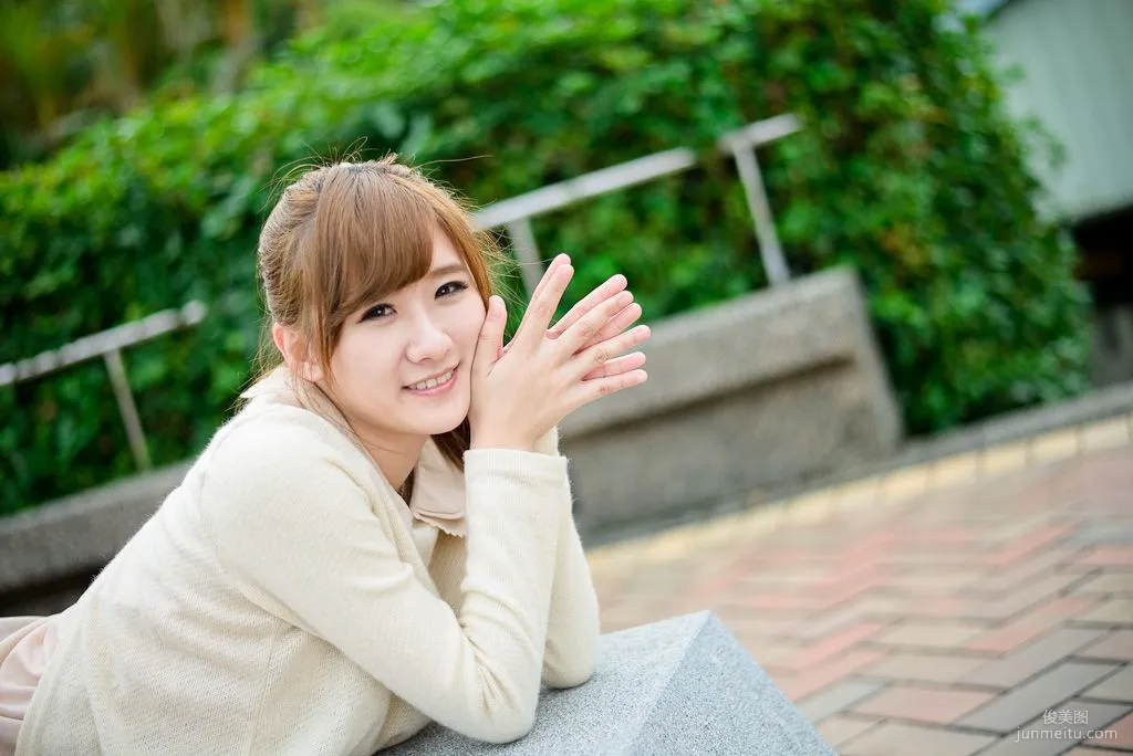 Taiwan Beauty Li Sixian Shilin Official Residence Sweet Outdoor Photo Set photo 6