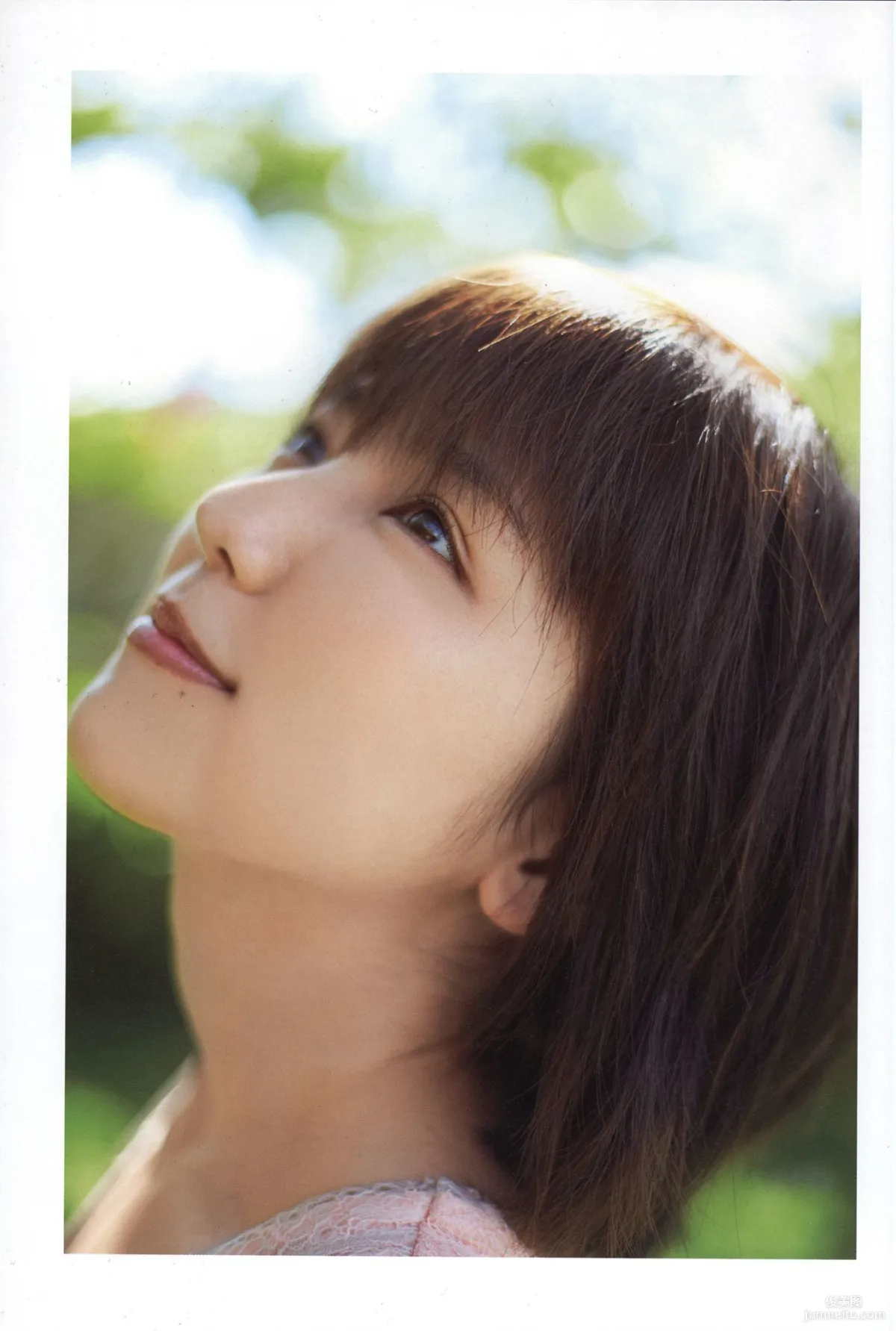 真野惠里菜《まのちゃん ~Dear Friends~ 》写真集93