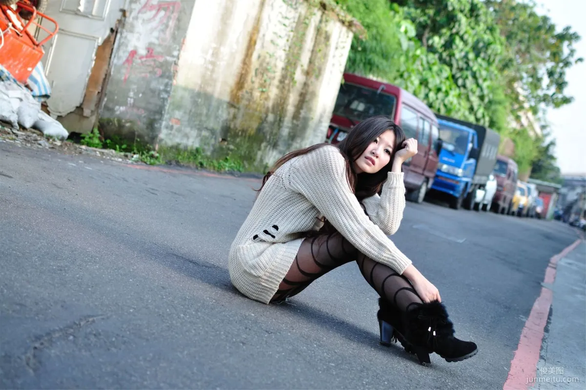 Taiwan Beauty Model Pink, Yongchun Street Outdoor Shoot Photo Set photo 6