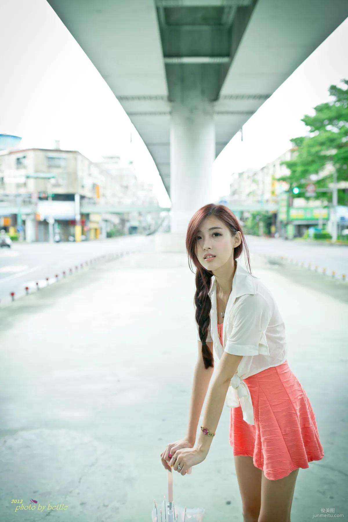 Liao Tingling/Kila Jingjing, Street Snap Pink Dress Series Photo Set photo 63