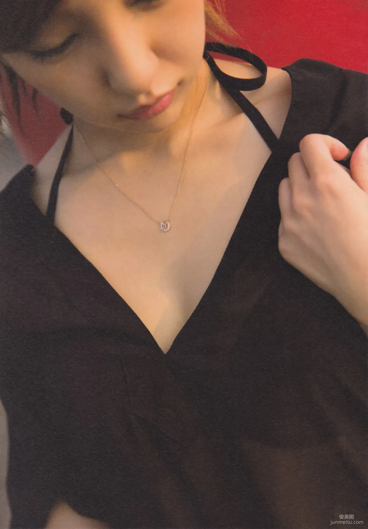 Tomomi Itano AKB48 Graduation Commemoration "Tomochin" Photo Set photo 17