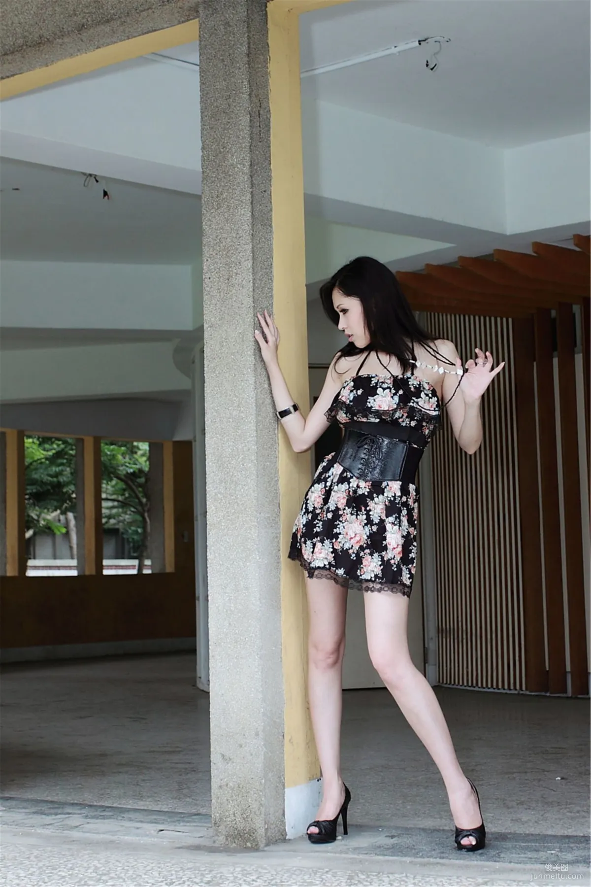 Taiwan Model Avy Du Kewei, Fashion Dress Street Snap Photo Set photo 14