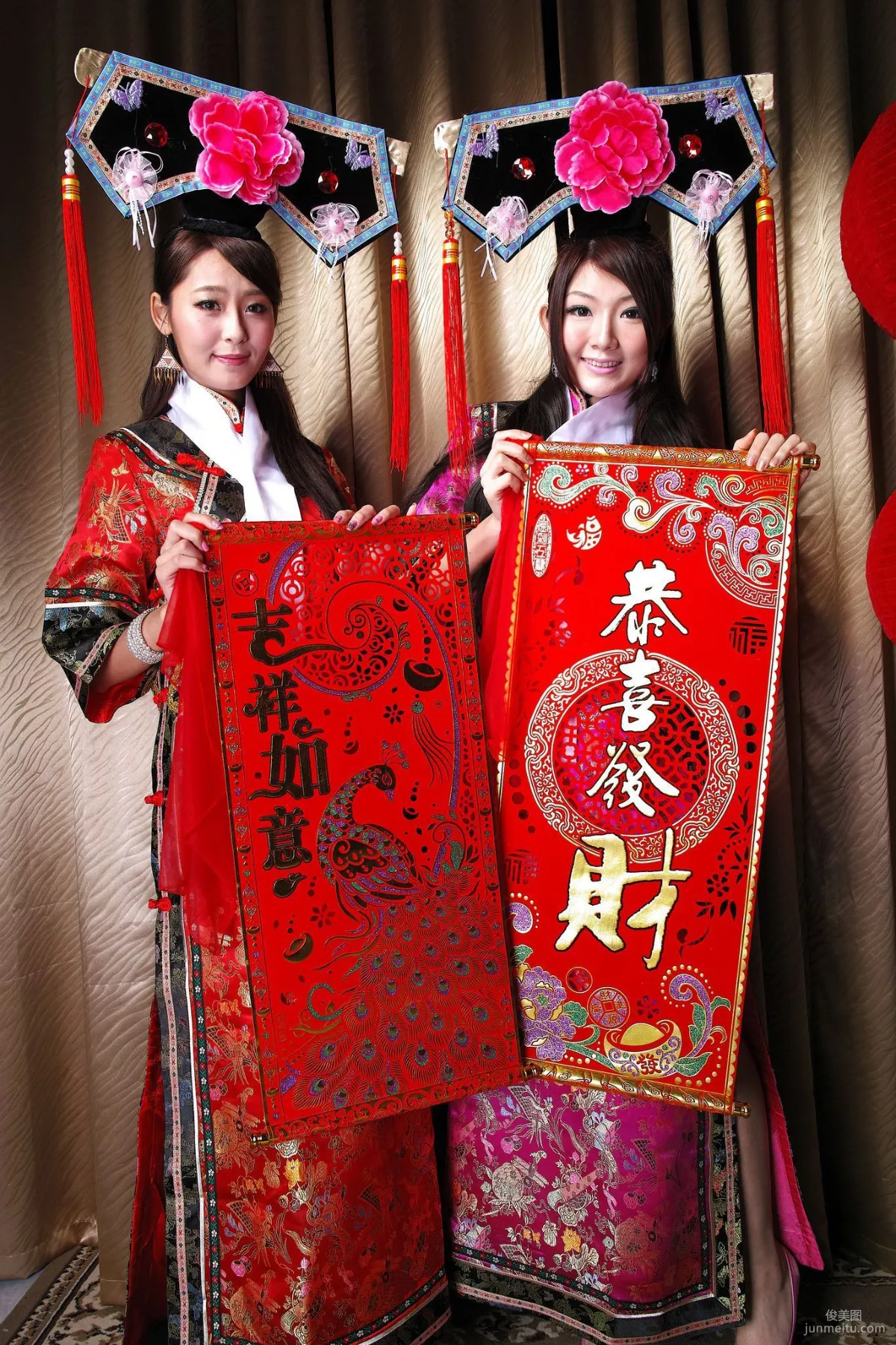 Winnie小雪、小羽《新春拜年 甄嬛格格》寫真集 52