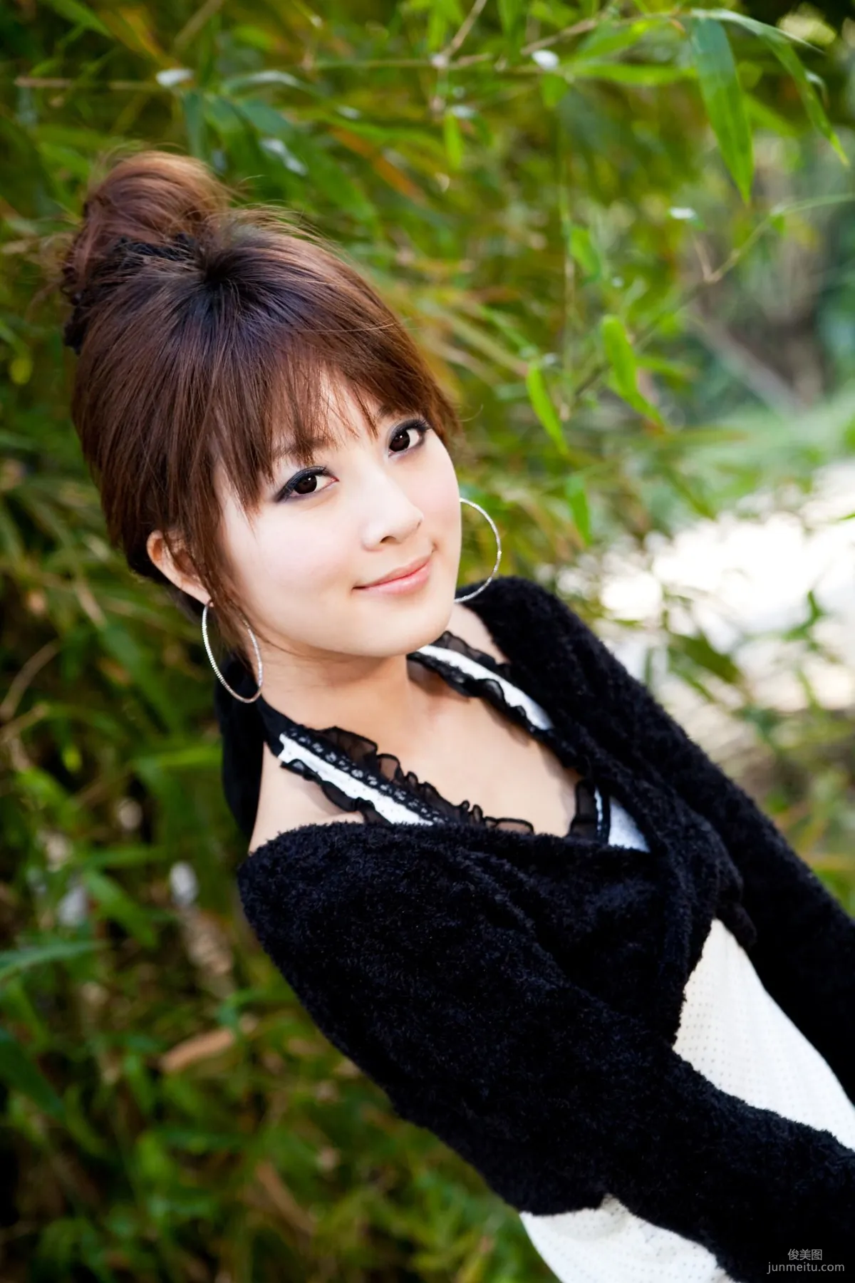 Guozi MM / Zhang Yunfei, Children's Traffic Museum Outdoor Shoot Part 2 Photo Set photo 24