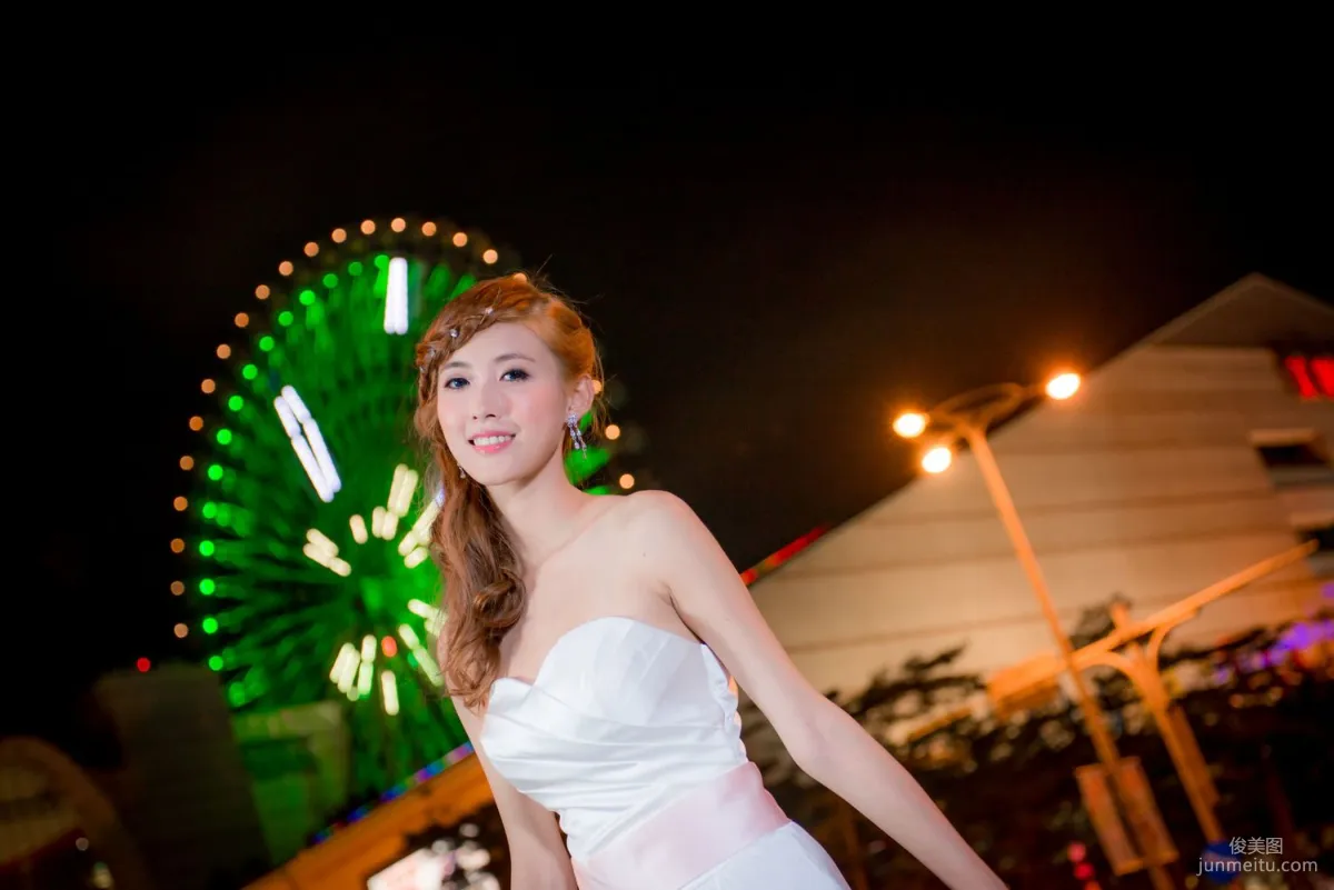 Taiwan Goddess Jin Yunqiao/Kila Jingjing, Wedding Dress Creation Photo Set photo 2