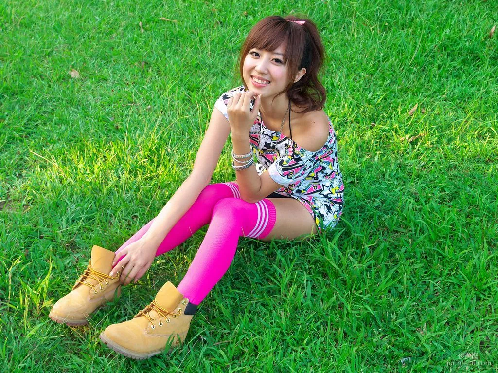 Taiwan Beauty Hongshi/Hong Shihan 'Fresh and Sweet Outdoor Shoot' Photo Set photo 31