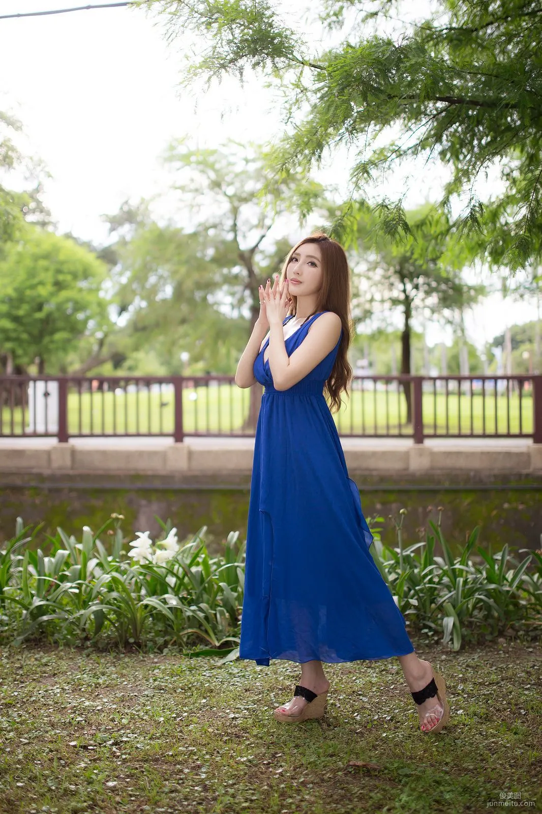 Taiwan Zhao Yun Syuan "Top Grade Blue Long Dress Goddess" Photo Set photo 44