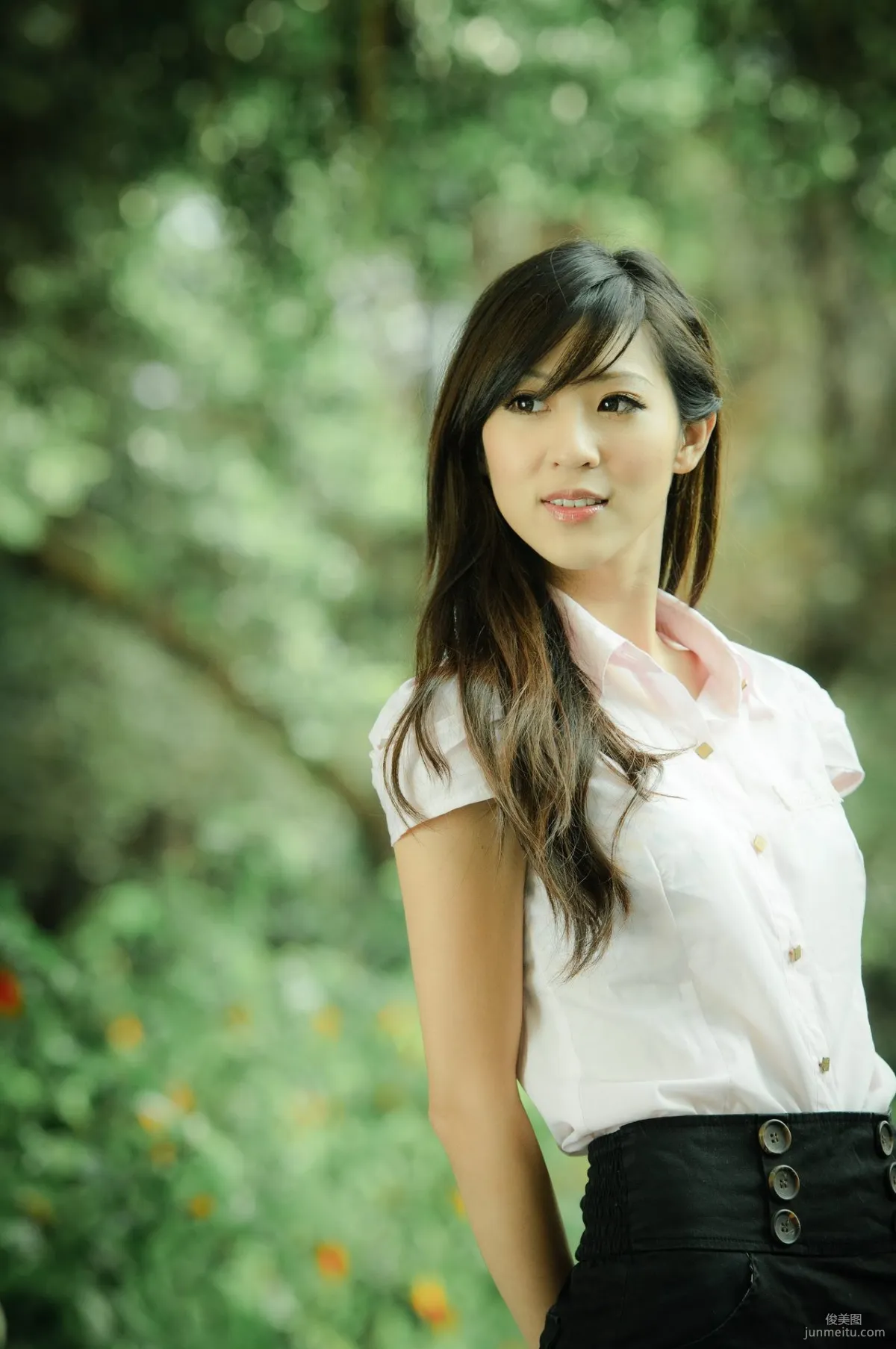 Ginnie Han Gennie / Wei Wei / Chen Weirong Fresh and Beautiful Outdoor Shoot Photo Set photo 3