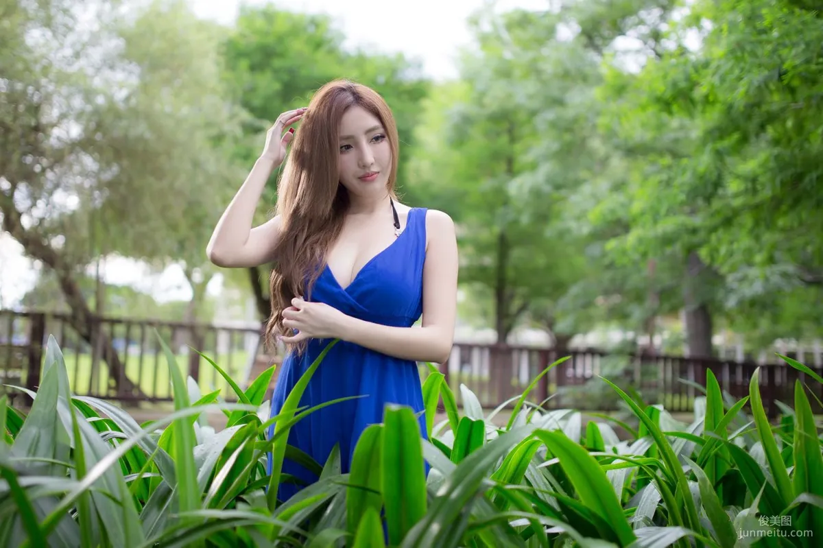 Taiwan Zhao Yun Syuan "Top Grade Blue Long Dress Goddess" Photo Set photo 56