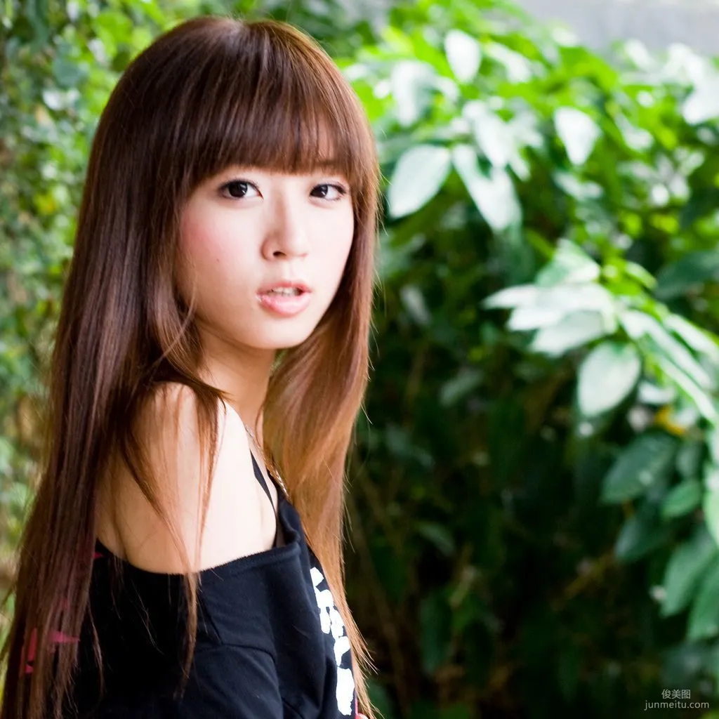 Taiwan Beauty Hongshi/Hong Shihan 'Fresh and Sweet Outdoor Shoot' Photo Set photo 12