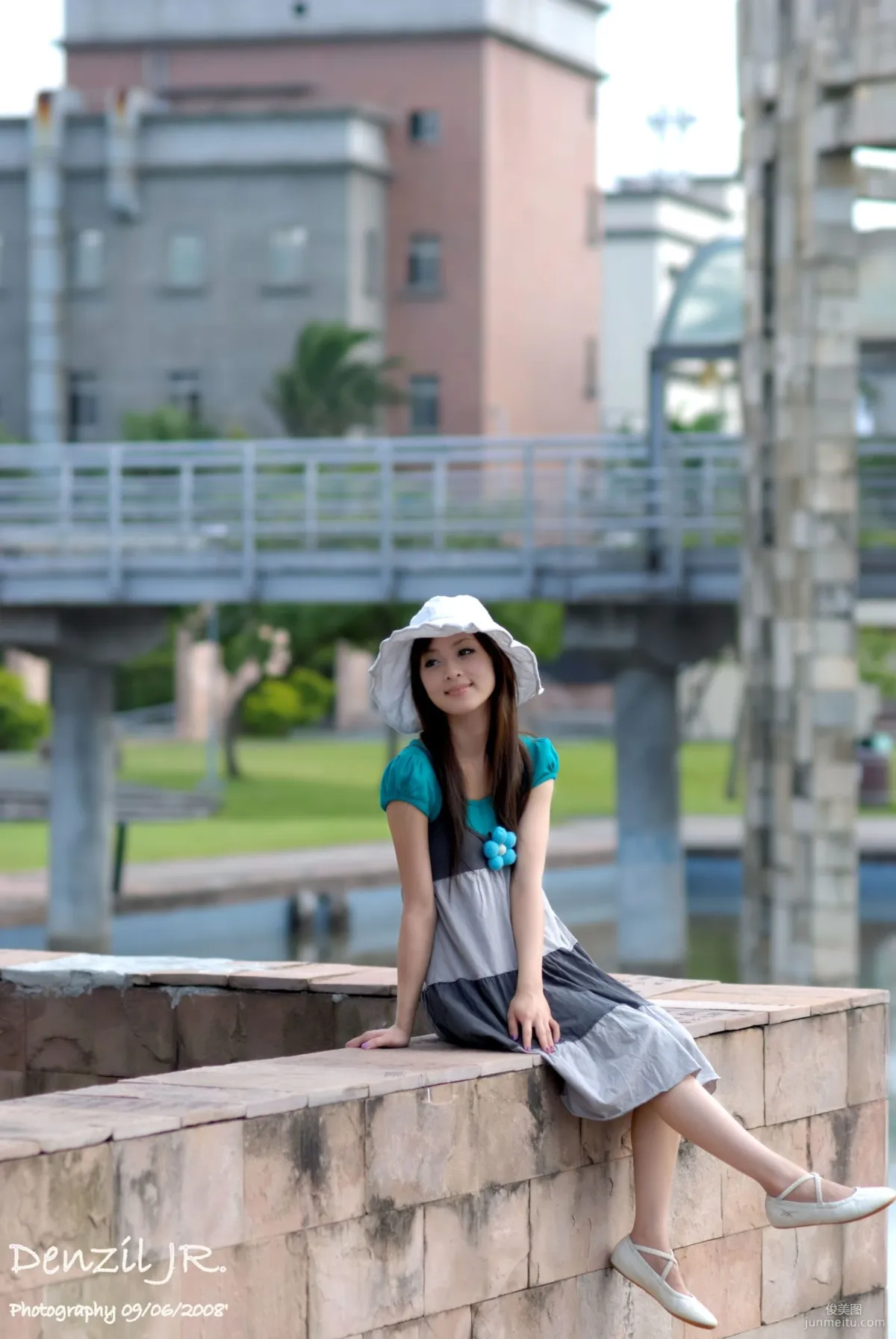 果子MM/張允霏《Lovely 果子 Fruit with Barbie Attire》寫真集 20
