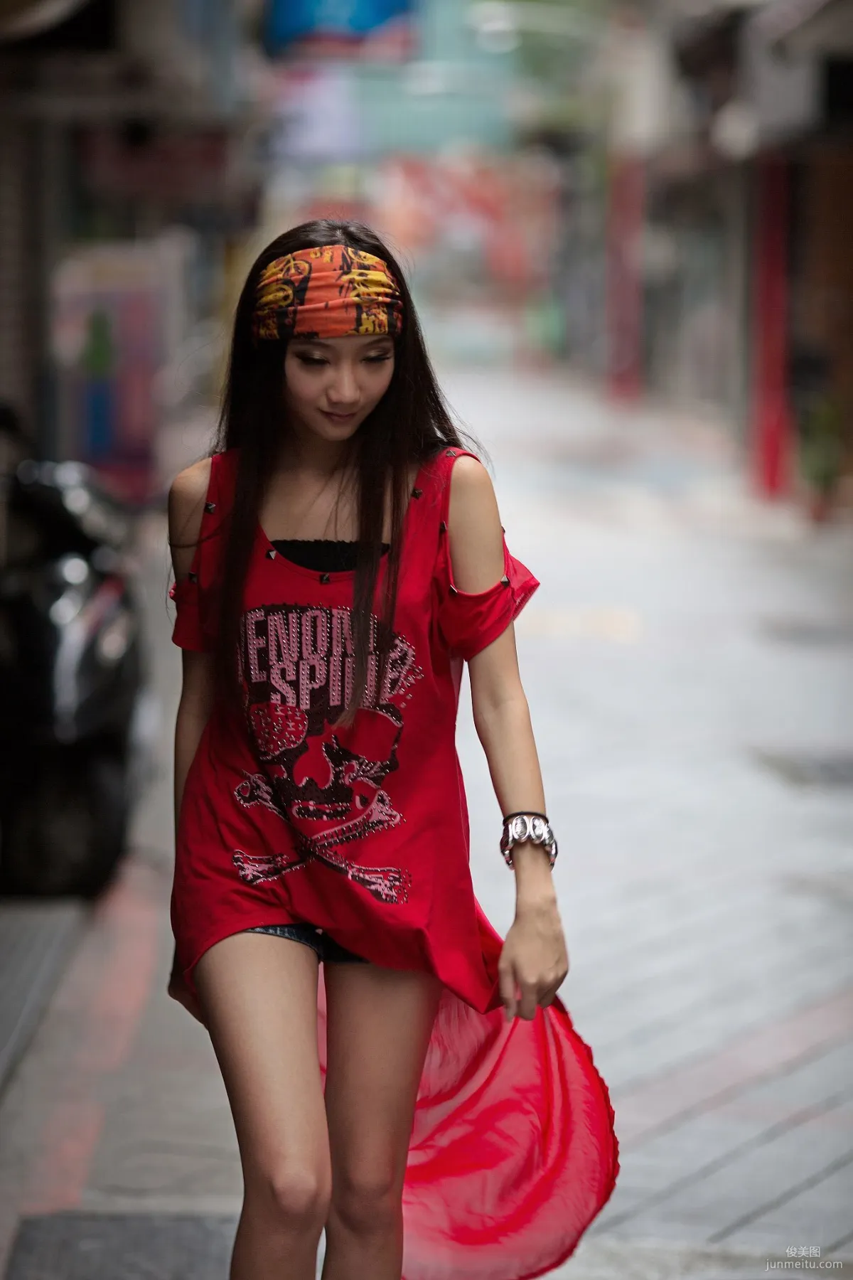 Taiwan Leg Model Tina Chen Siting, American Street, Street Snap Photo Set photo 10