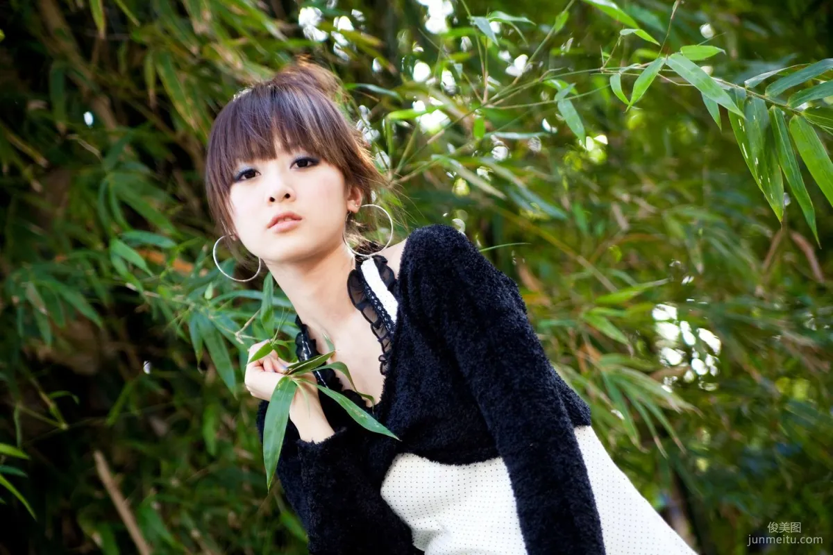 Guozi MM / Zhang Yunfei, Children's Traffic Museum Outdoor Shoot Part 2 Photo Set photo 27