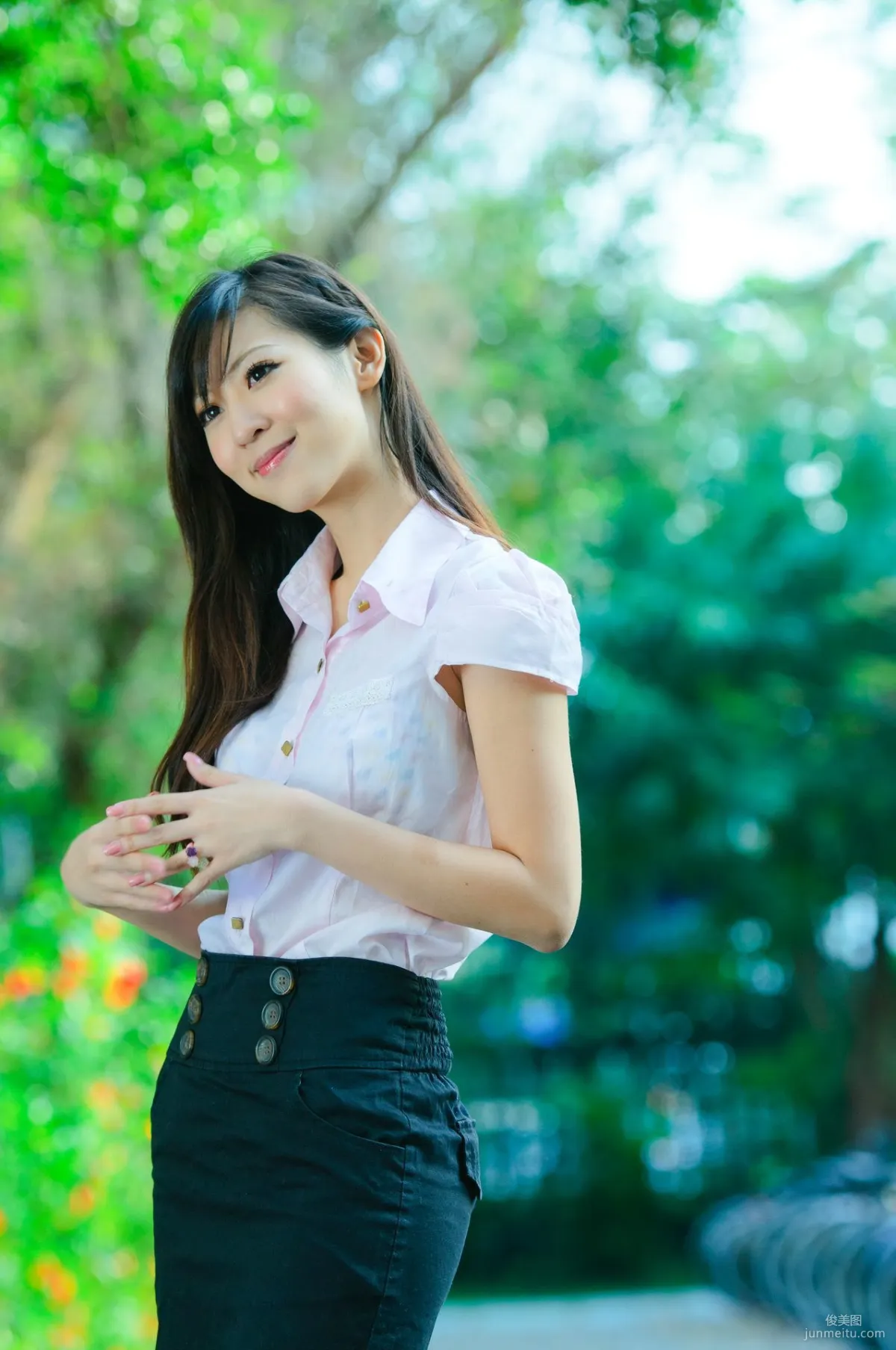 Ginnie Han Gennie / Wei Wei / Chen Weirong Fresh and Beautiful Outdoor Shoot Photo Set photo 5