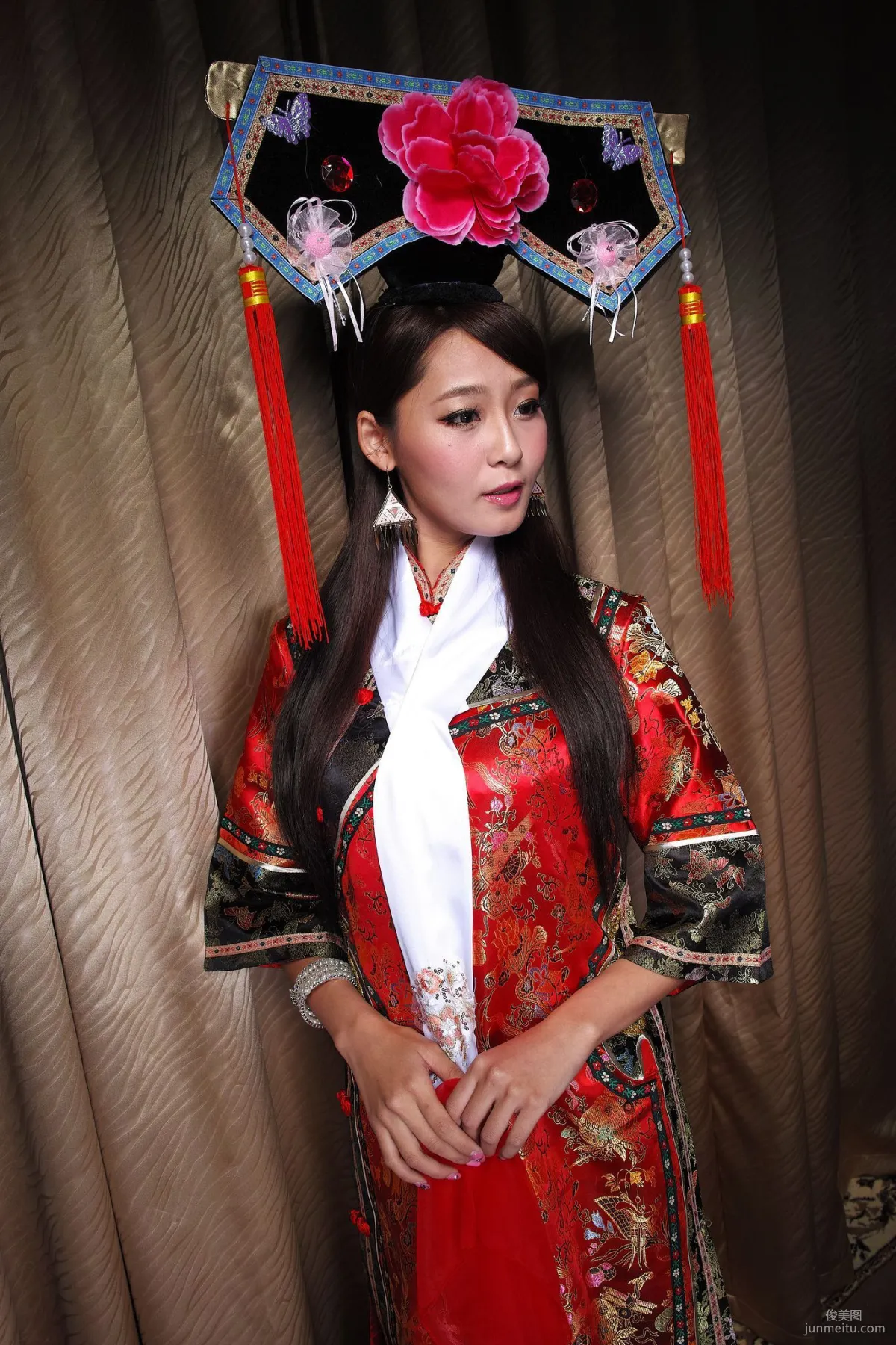 Winnie小雪、小羽《新春拜年 甄嬛格格》寫真集 41