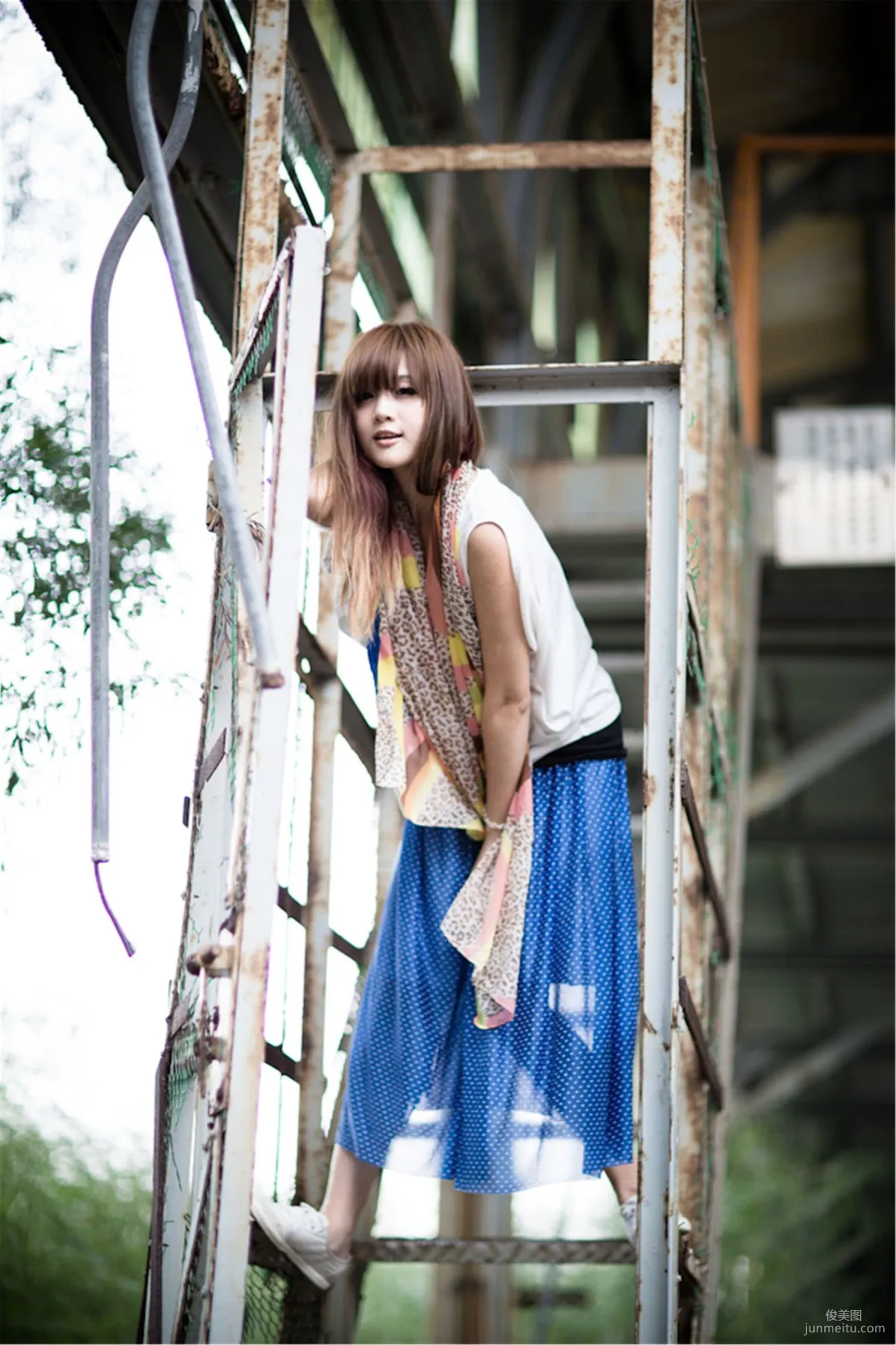 Xiong Weini: Web Idols photo 11