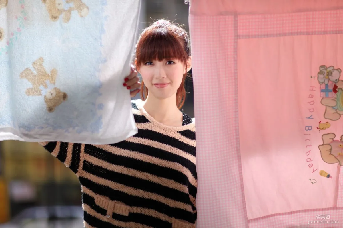 Taiwan Model Kila Jingjing / Jin Yunqiao, 4 Street Snap Series Photos Collection photo 39