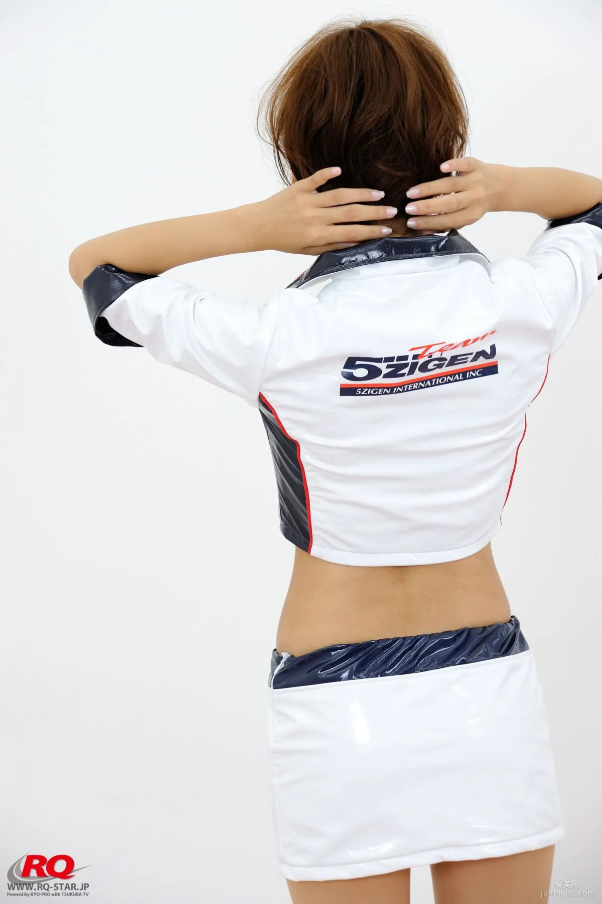 [RQ-STAR] NO.00085 Mio Aoki 青木未央 Race Queen – 2008 5Zigen 寫真集 8