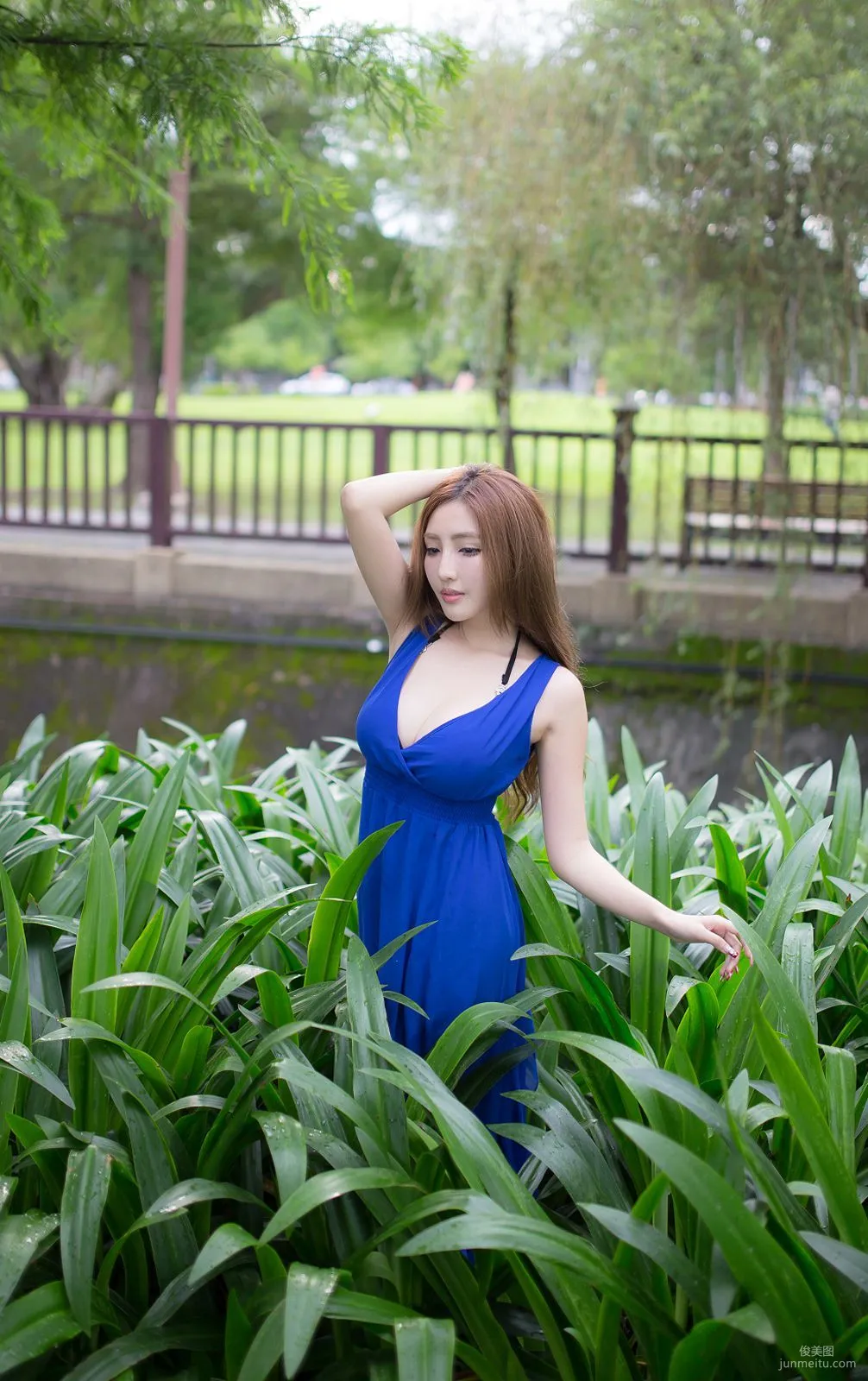 Taiwan Zhao Yun Syuan "Top Grade Blue Long Dress Goddess" Photo Set photo 55