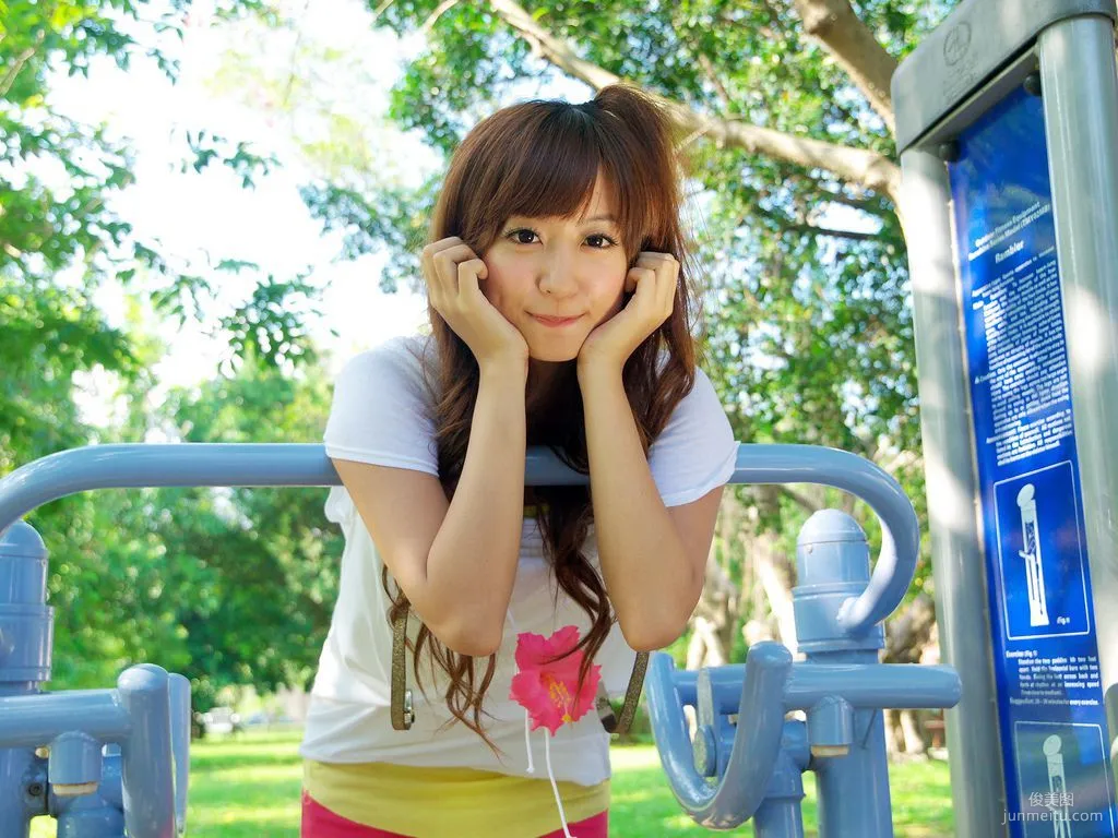 Taiwan Beauty Hongshi/Hong Shihan 'Fresh and Sweet Outdoor Shoot' Photo Set photo 43