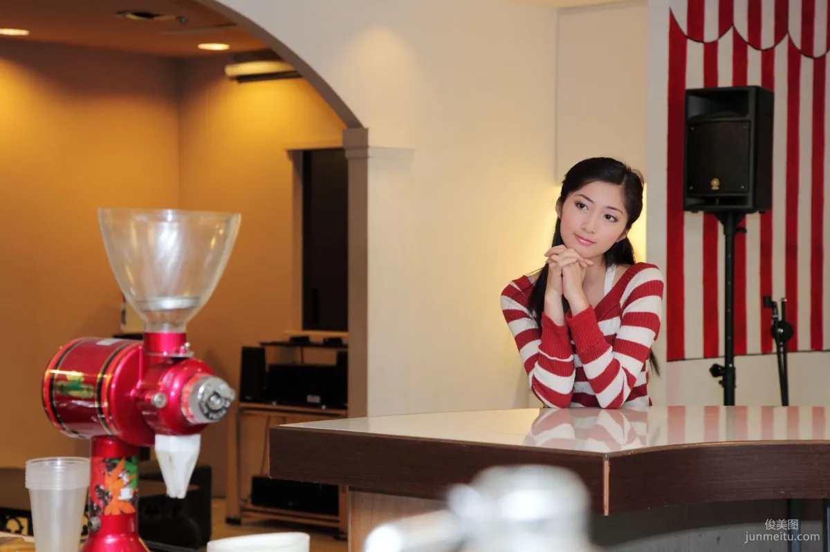 Taiwan Model Emily "Hotel Studio Shoot" Photo Set photo 2